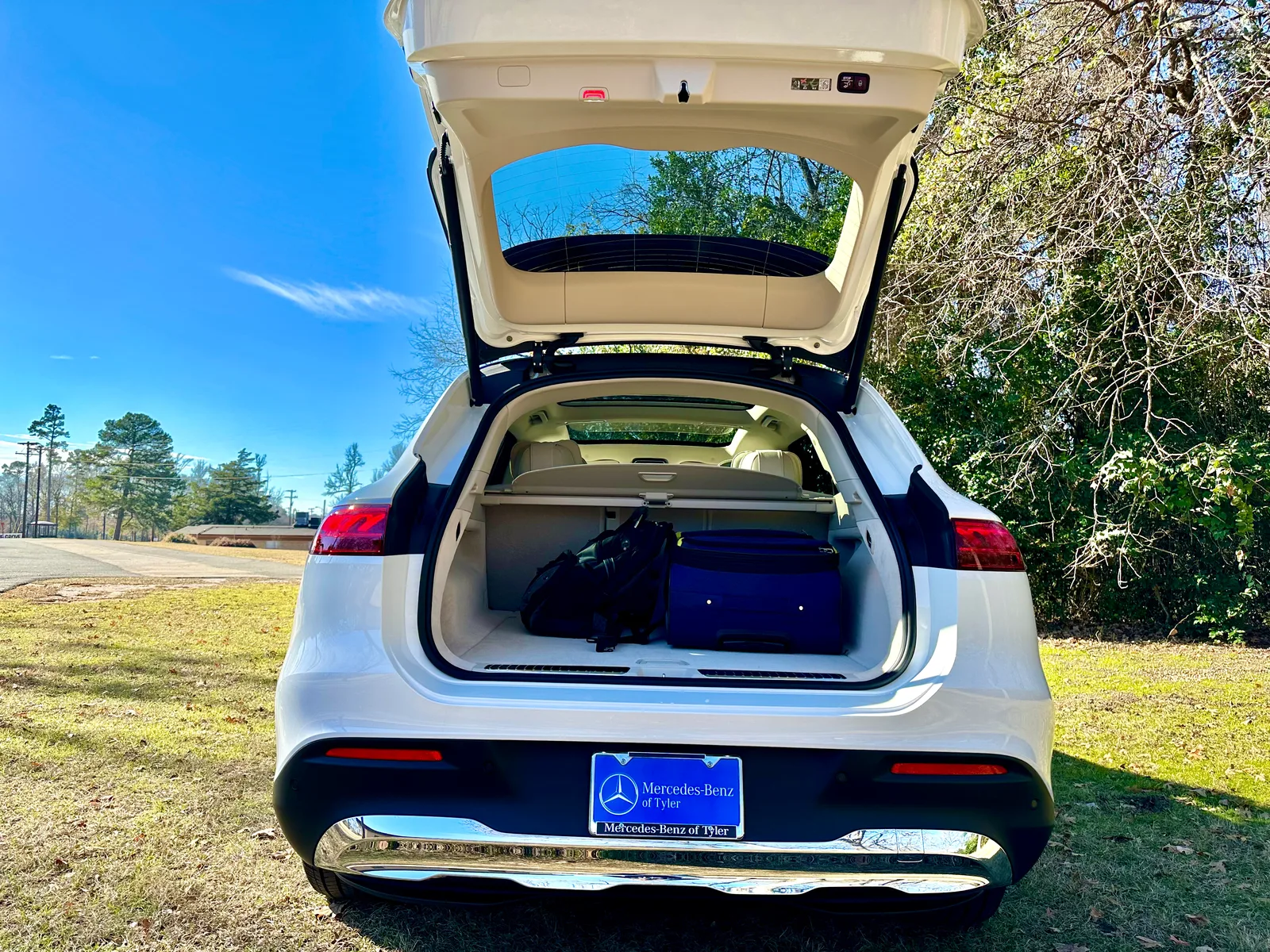 2023 Mercedes-Benz EQS 450+ SUV: More Luxurious than a Tesla Model X