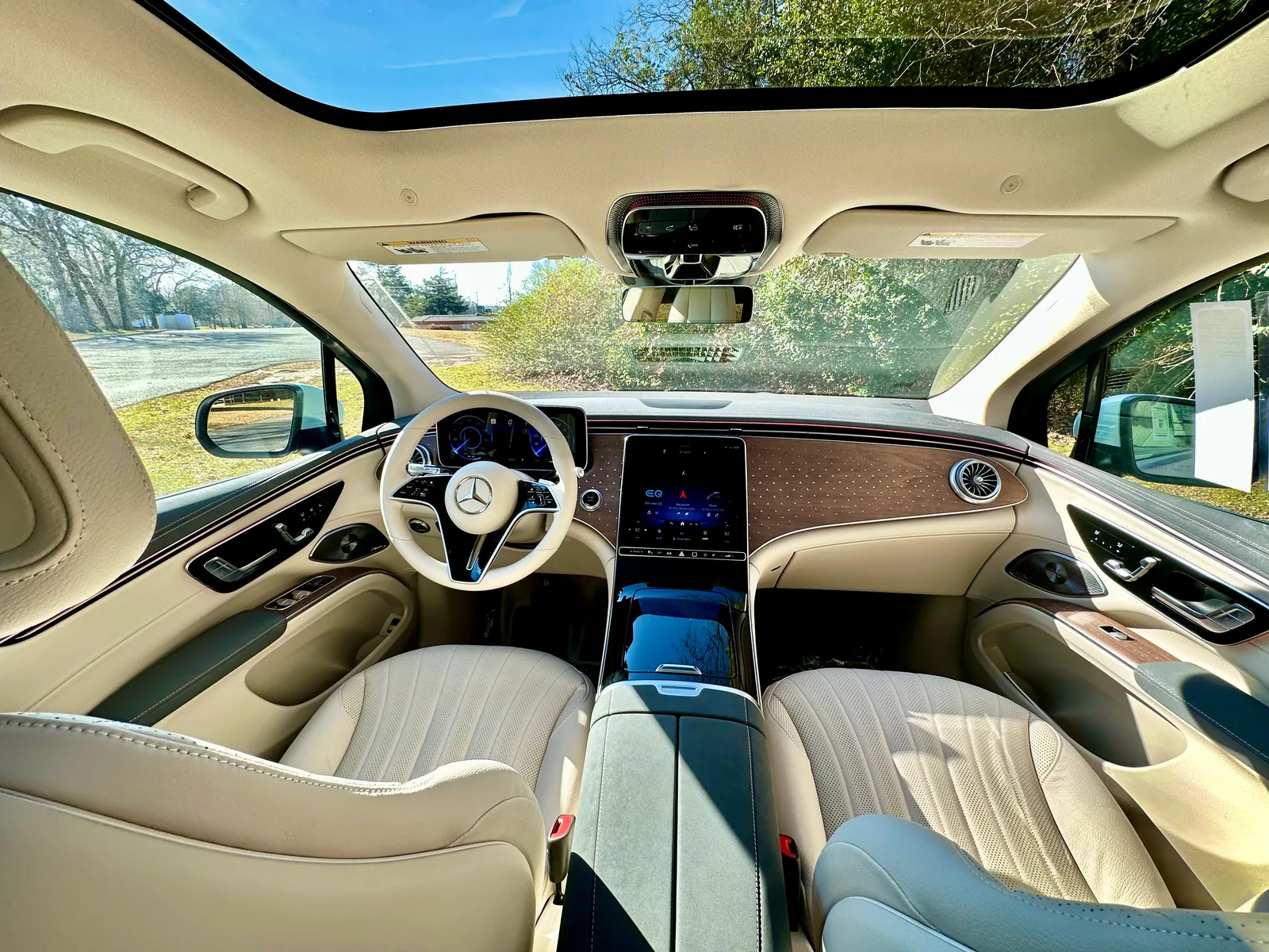 2023 Mercedes-Benz EQS 450+ SUV: More Luxurious than a Tesla Model X