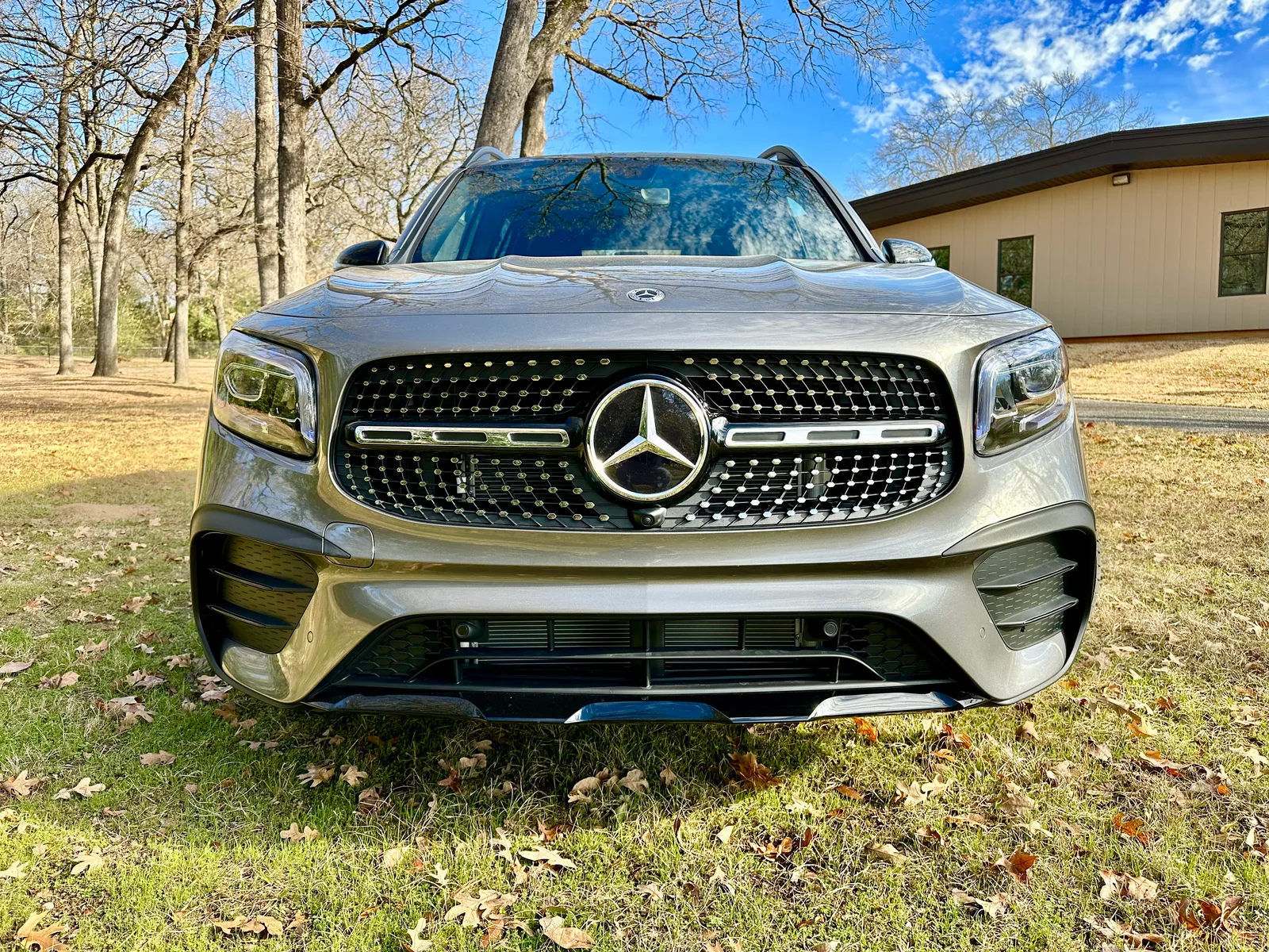 2023 Mercedes Benz GLB250: Exploring the Ultimate in Luxury and Practicality