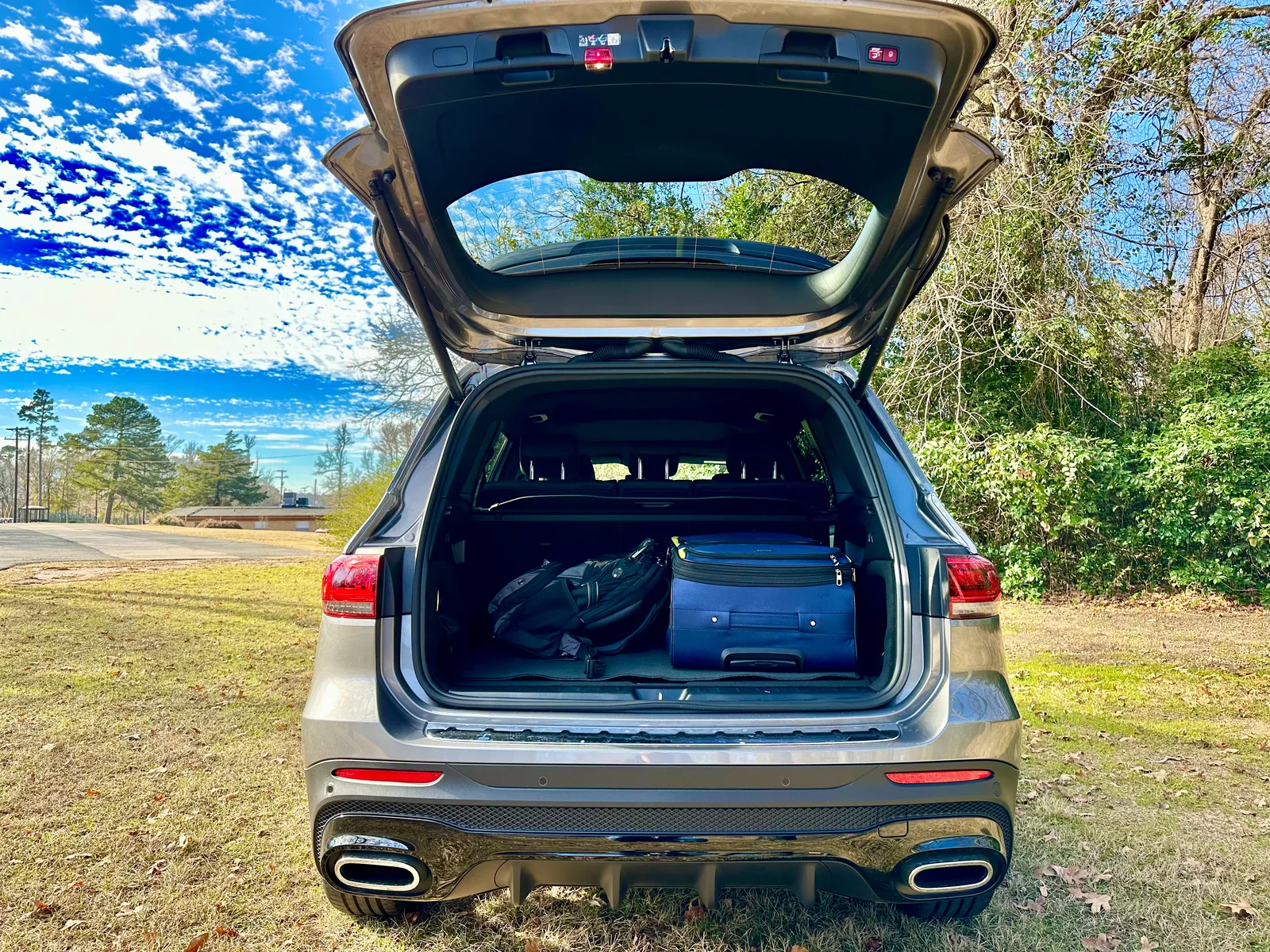 2023 Mercedes Benz GLB250: Exploring the Ultimate in Luxury and Practicality