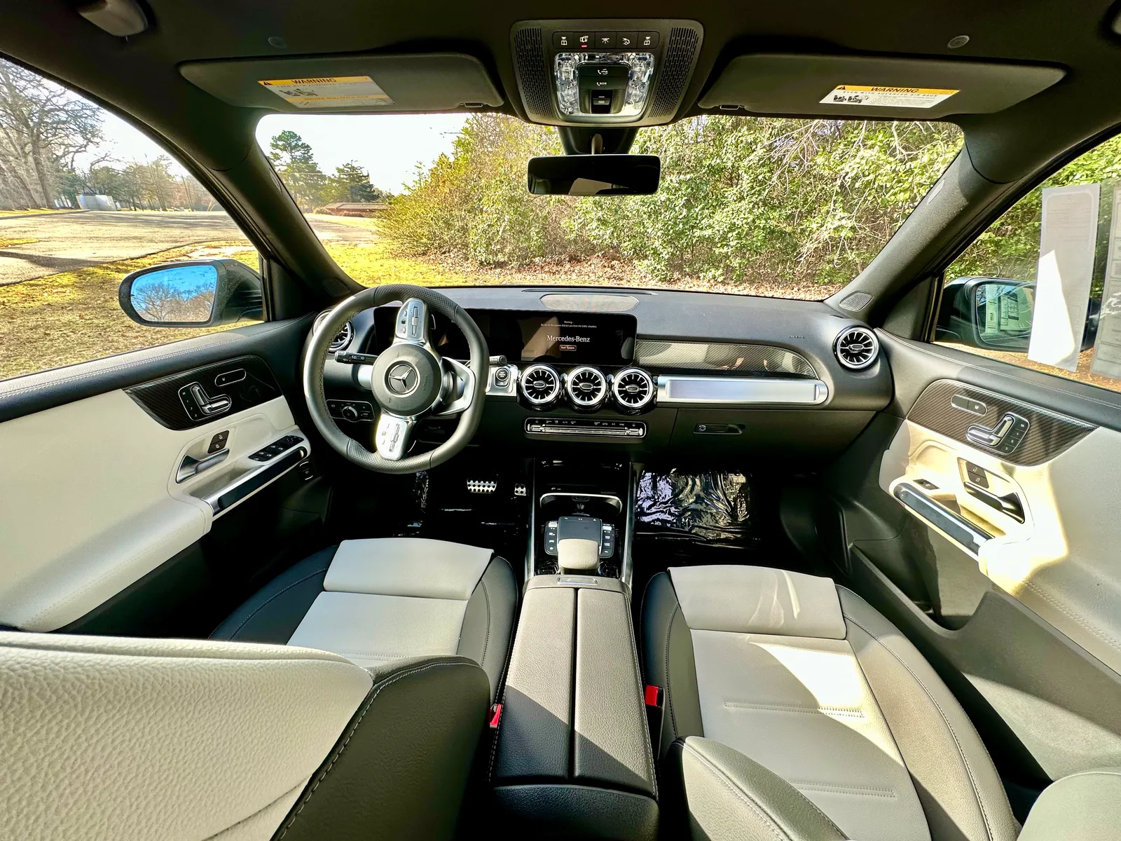 2023 Mercedes Benz GLB250: Exploring the Ultimate in Luxury and Practicality
