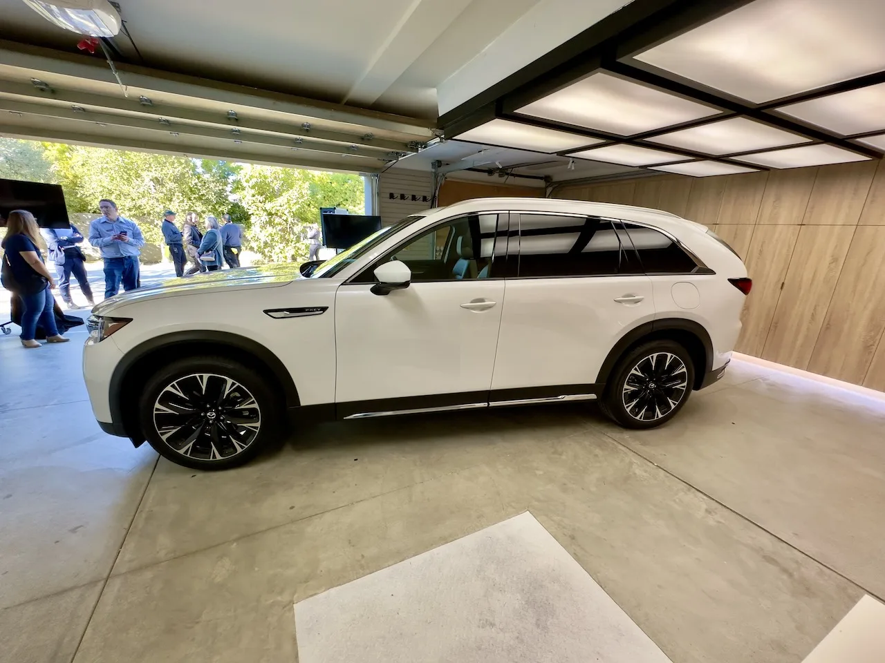 2024 Mazda CX-90 World Premier