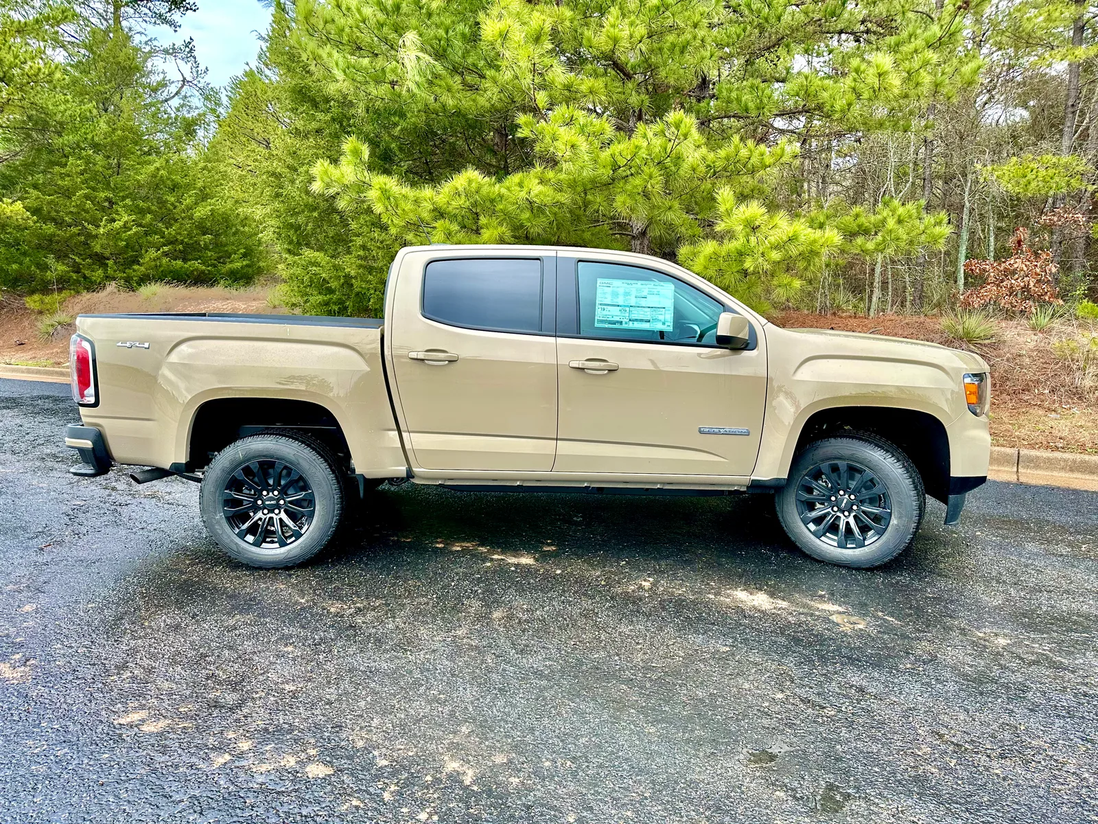 2022 GMC Canyon Elevation: LAST CALL for the V6!!!