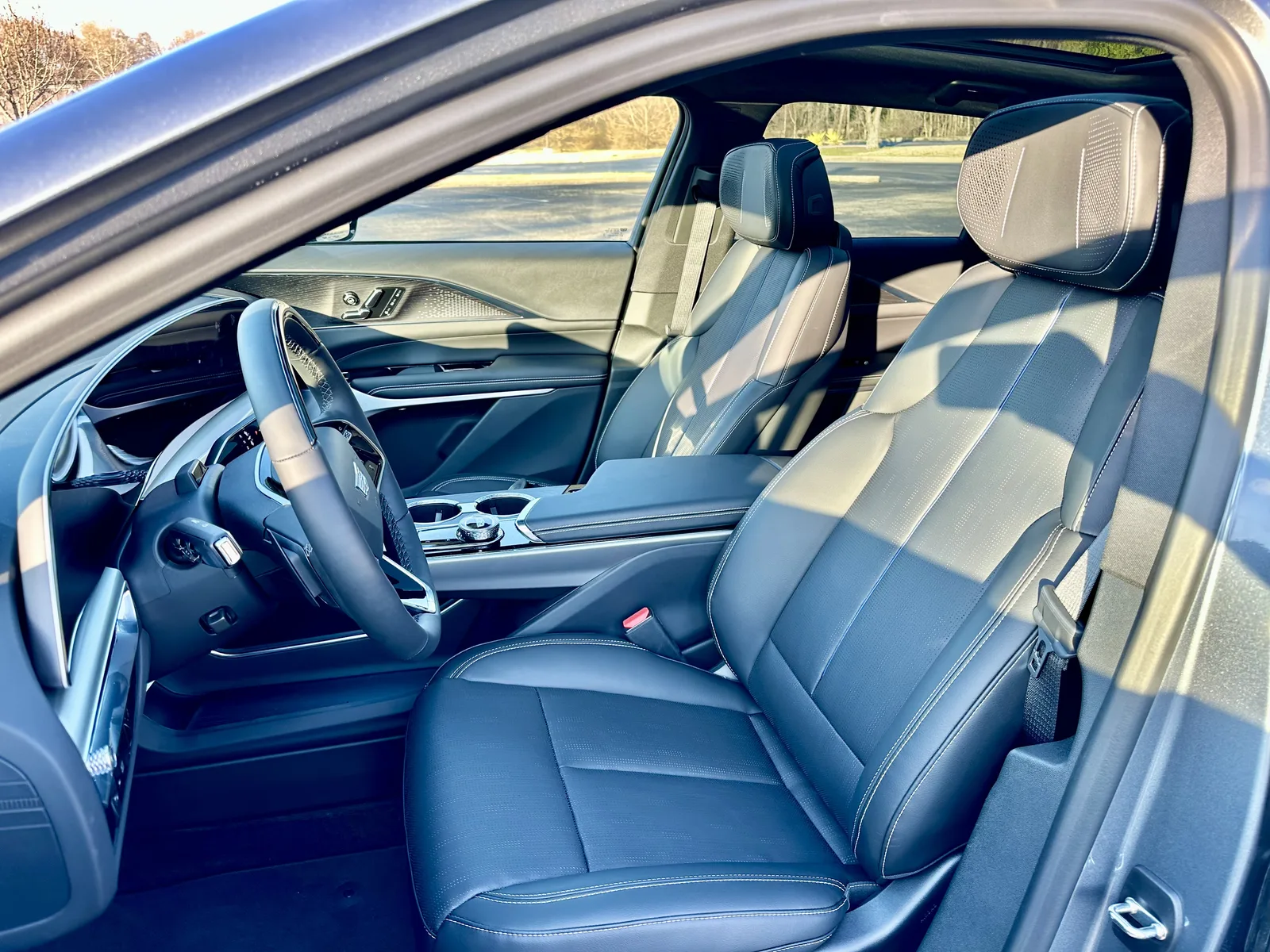2023 Cadillac LYRIQ First Look: If a Mercedes EQS SUV and a Mustang Mach E had a Child