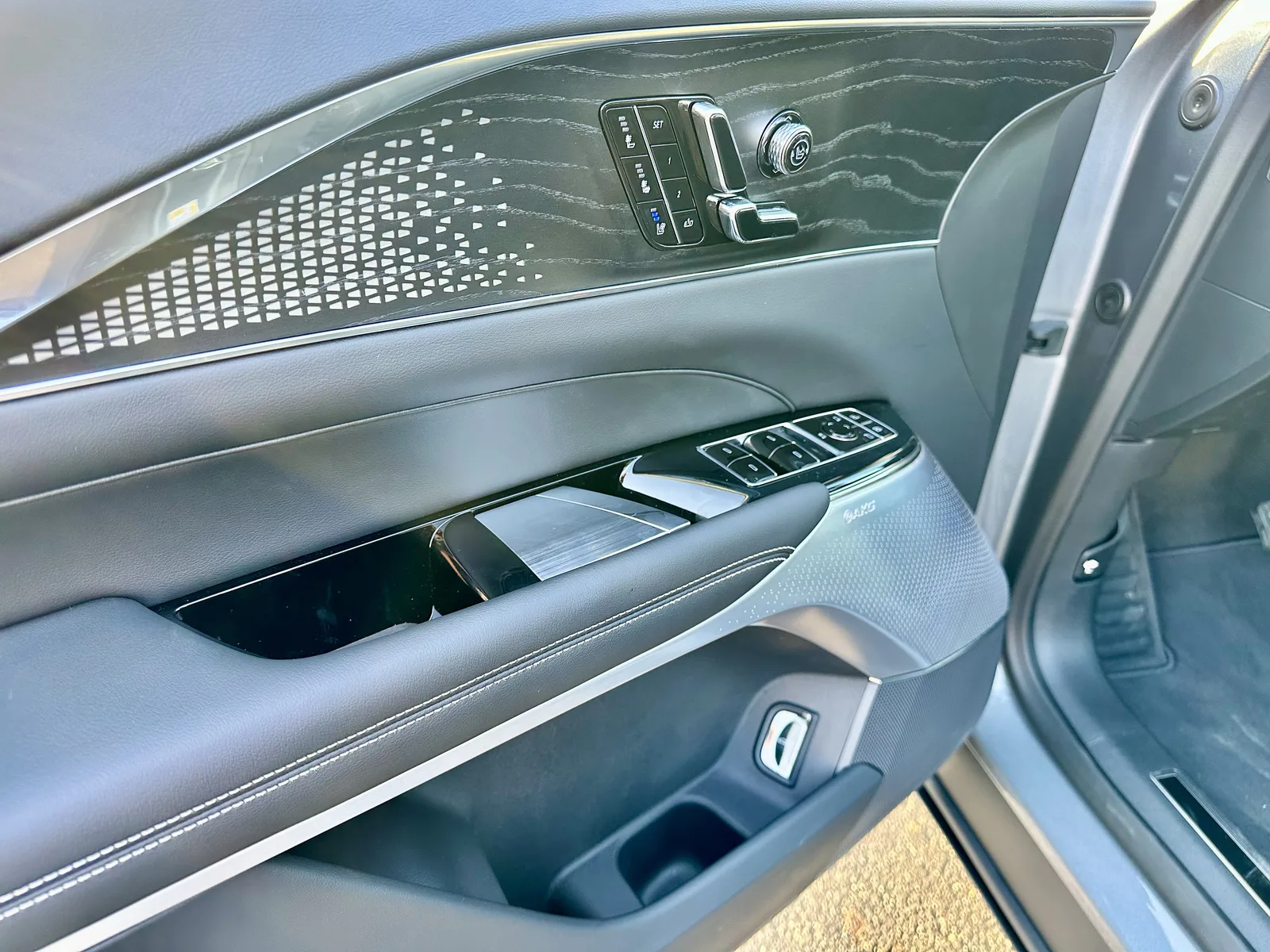 2023 Cadillac LYRIQ First Look: If a Mercedes EQS SUV and a Mustang Mach E had a Child