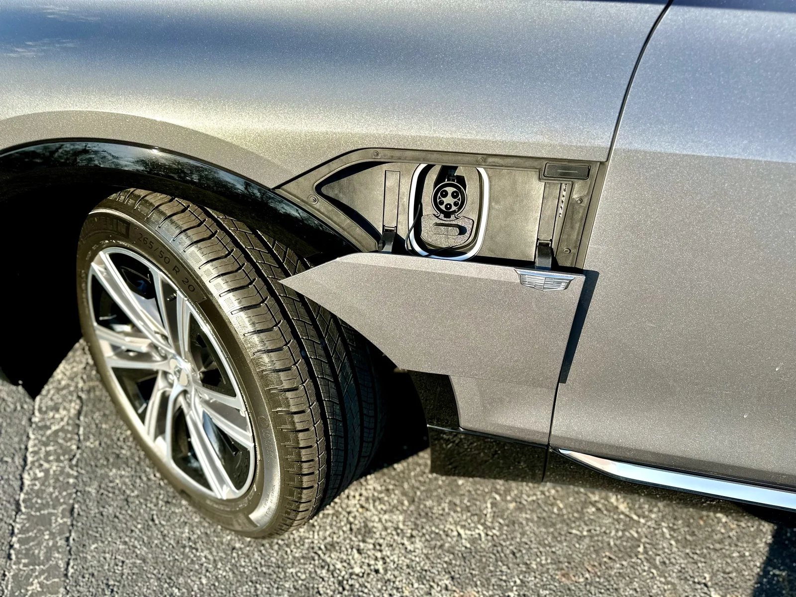 2023 Cadillac LYRIQ First Look: If a Mercedes EQS SUV and a Mustang Mach E had a Child