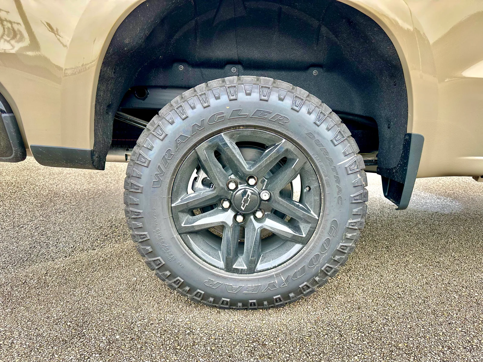 2023 Chevrolet Silverado Trail Boss with Duramax Highway MPG Test: Better than a Crossover???