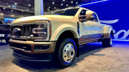 2023 Ford F-450 King Ranch: Powerful and Luxurious