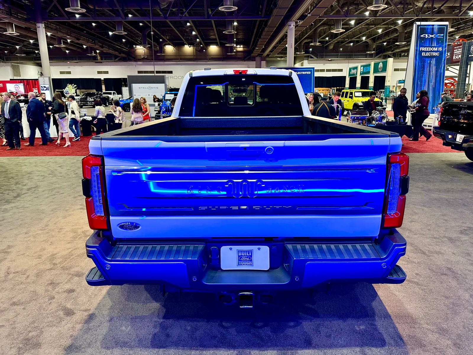 2023 Ford F-450 King Ranch: Powerful and Luxurious