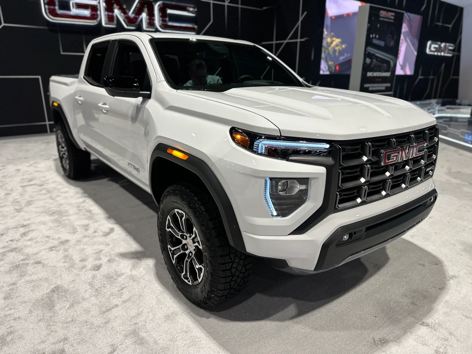 2023 GMC Canyon AT4: Is This THE Best Midsize Pickup Truck?