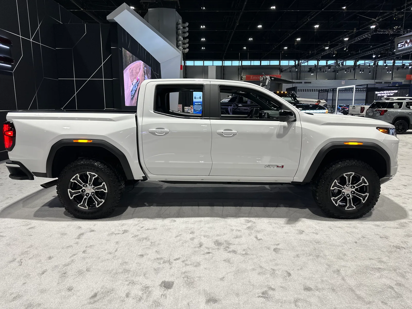 2023 GMC Canyon AT4: Is This THE Best Midsize Pickup Truck?