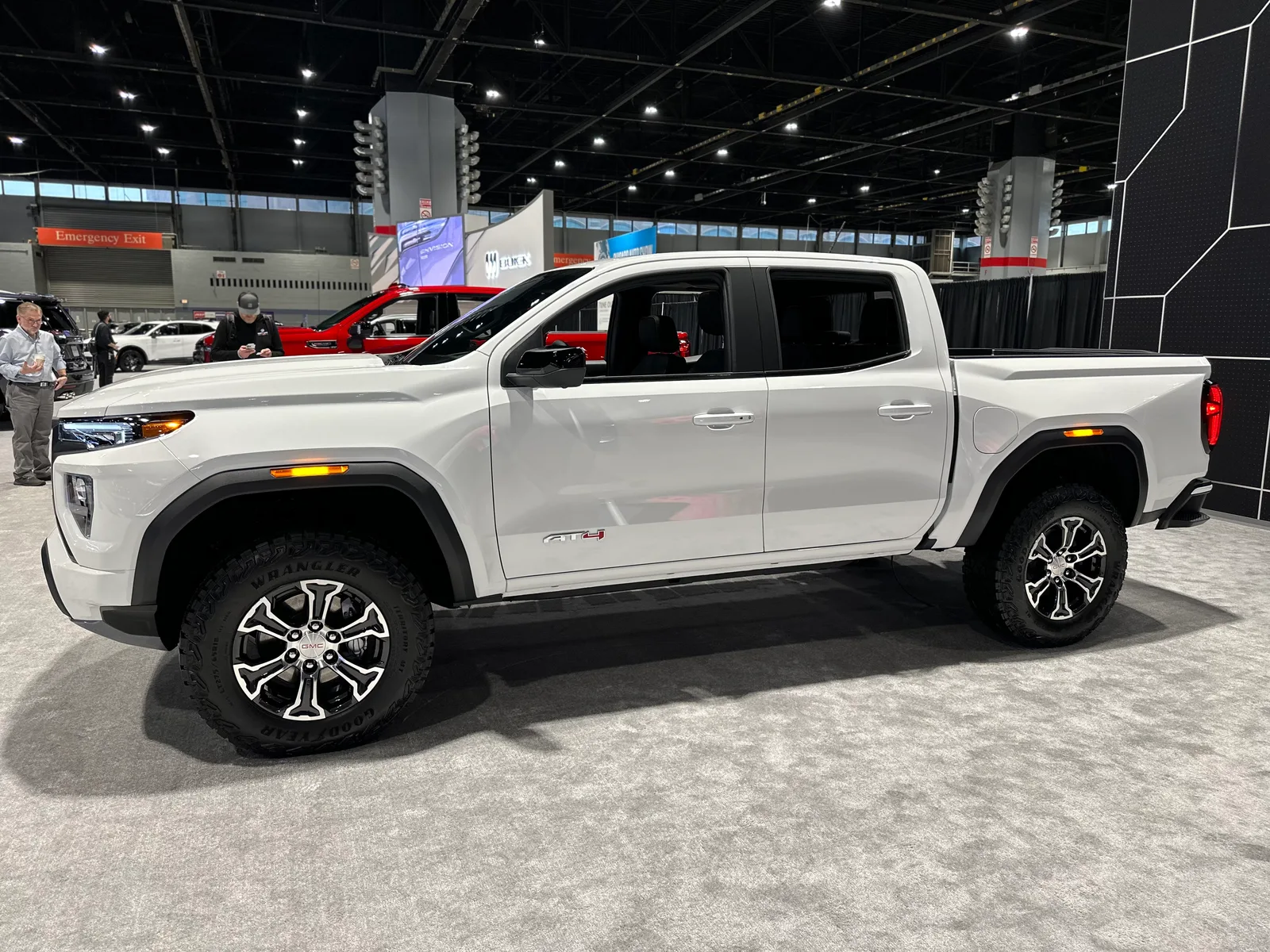 2023 GMC Canyon AT4: Is This THE Best Midsize Pickup Truck?