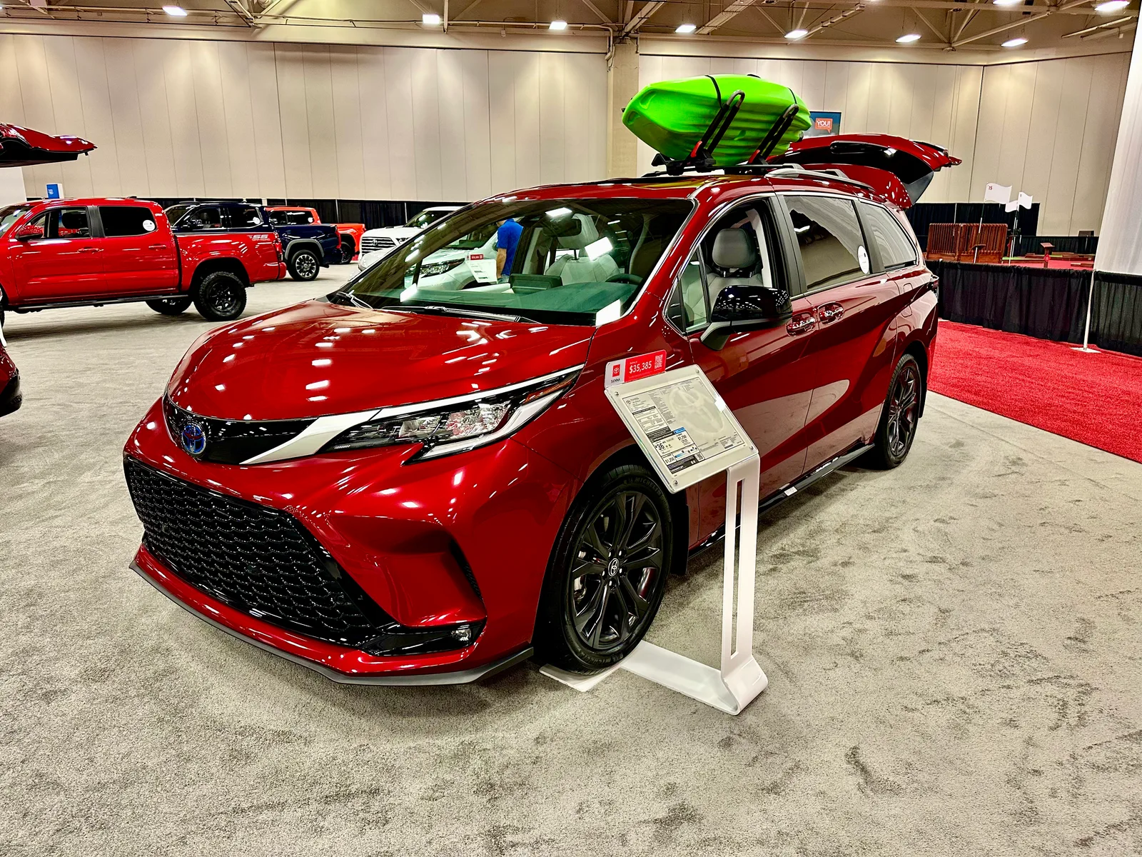 2023 Toyota Sienna Trim Compare: Limited, XSE, & XLE