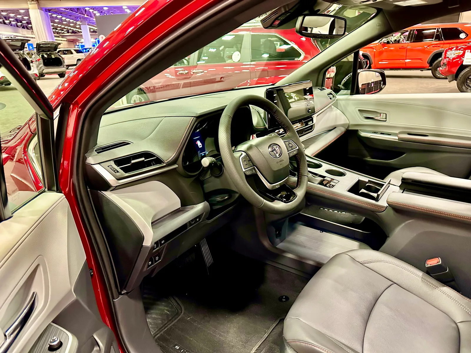 2023 Toyota Sienna Trim Compare: Limited, XSE, & XLE