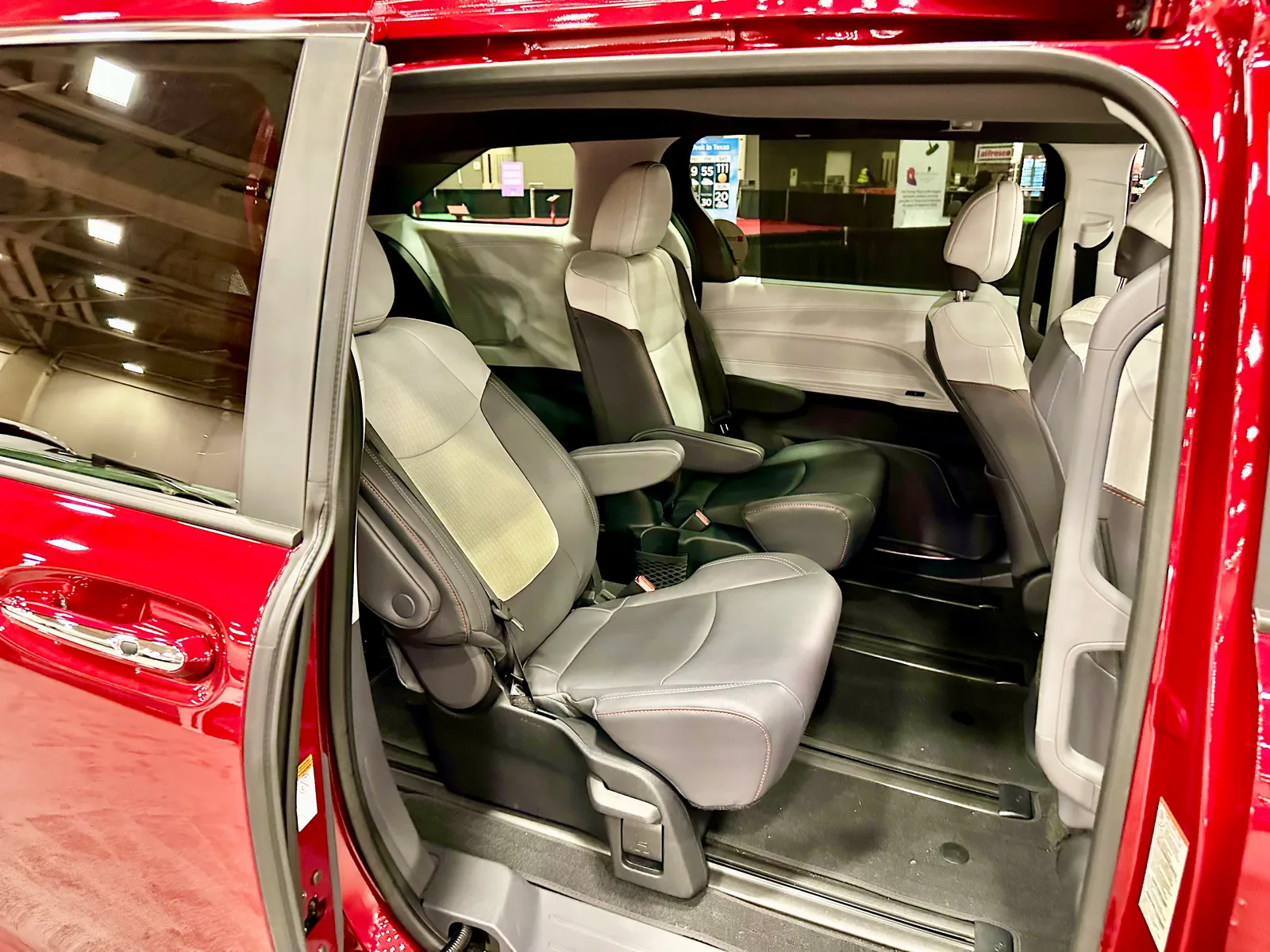 2023 Toyota Sienna Trim Compare: Limited, XSE, & XLE