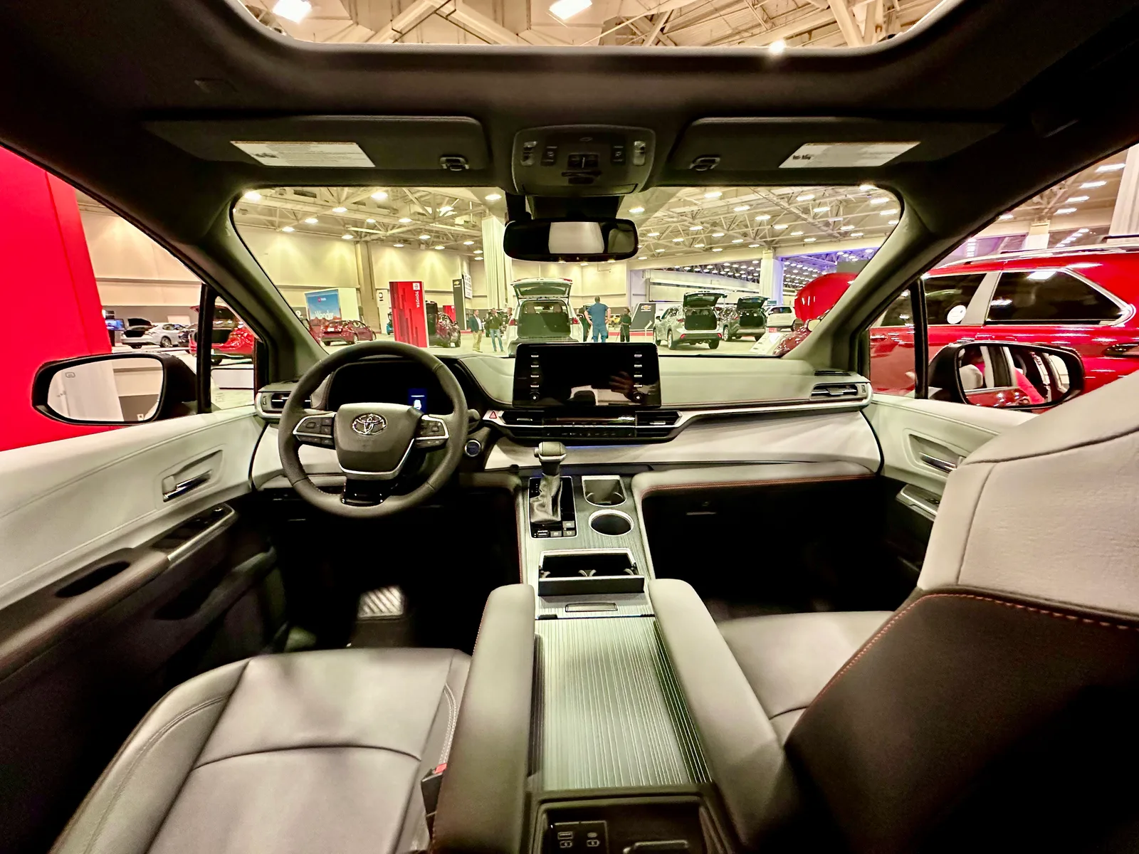 2023 Toyota Sienna Trim Compare: Limited, XSE, & XLE