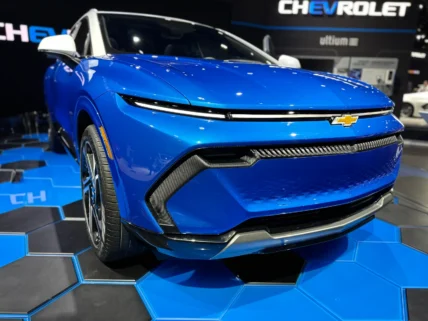 2024 Chevrolet Equinox EV at the Chicago Auto Show: A Closer Look