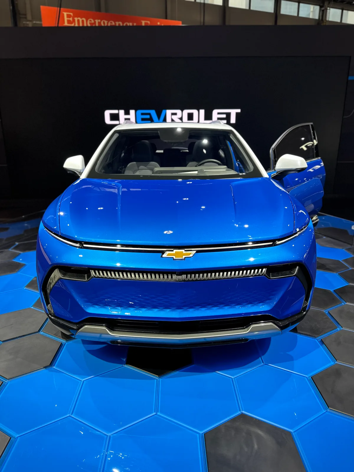 2024 Chevrolet Equinox EV at the Chicago Auto Show: A Closer Look