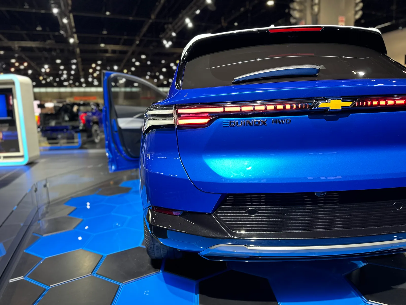 2024 Chevrolet Equinox EV at the Chicago Auto Show: A Closer Look