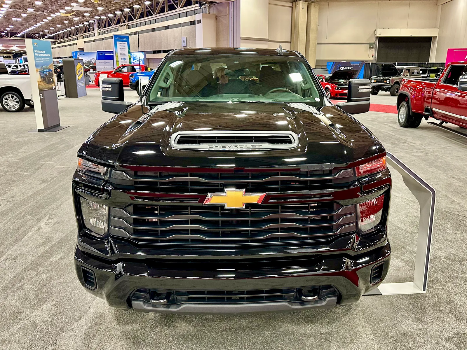 BREAKING!!! 2024 Chevrolet Silverado 2500 HD Custom Z71 from the North Texas Auto Show