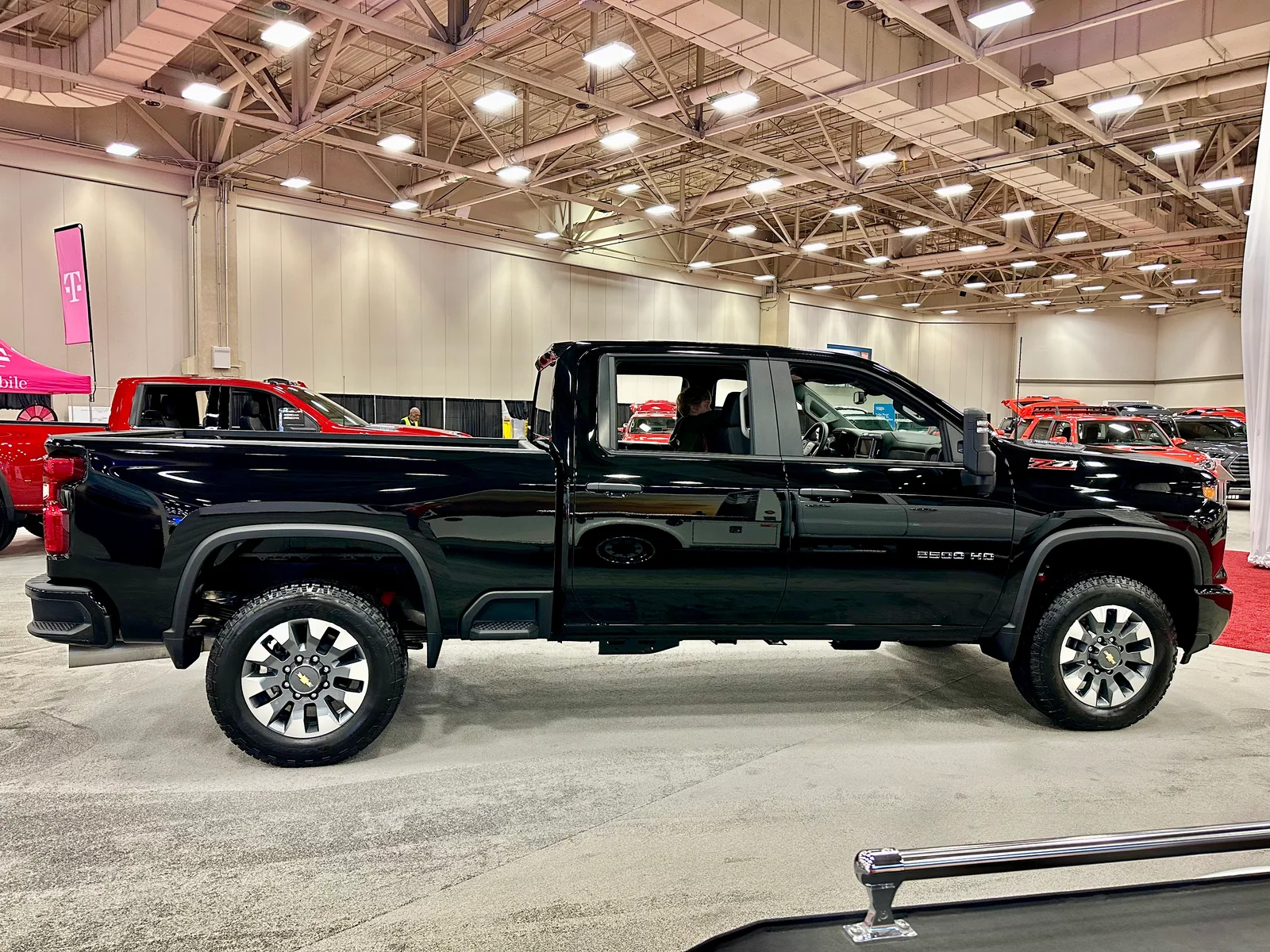 BREAKING!!! 2024 Chevrolet Silverado 2500 HD Custom Z71 from the North Texas Auto Show