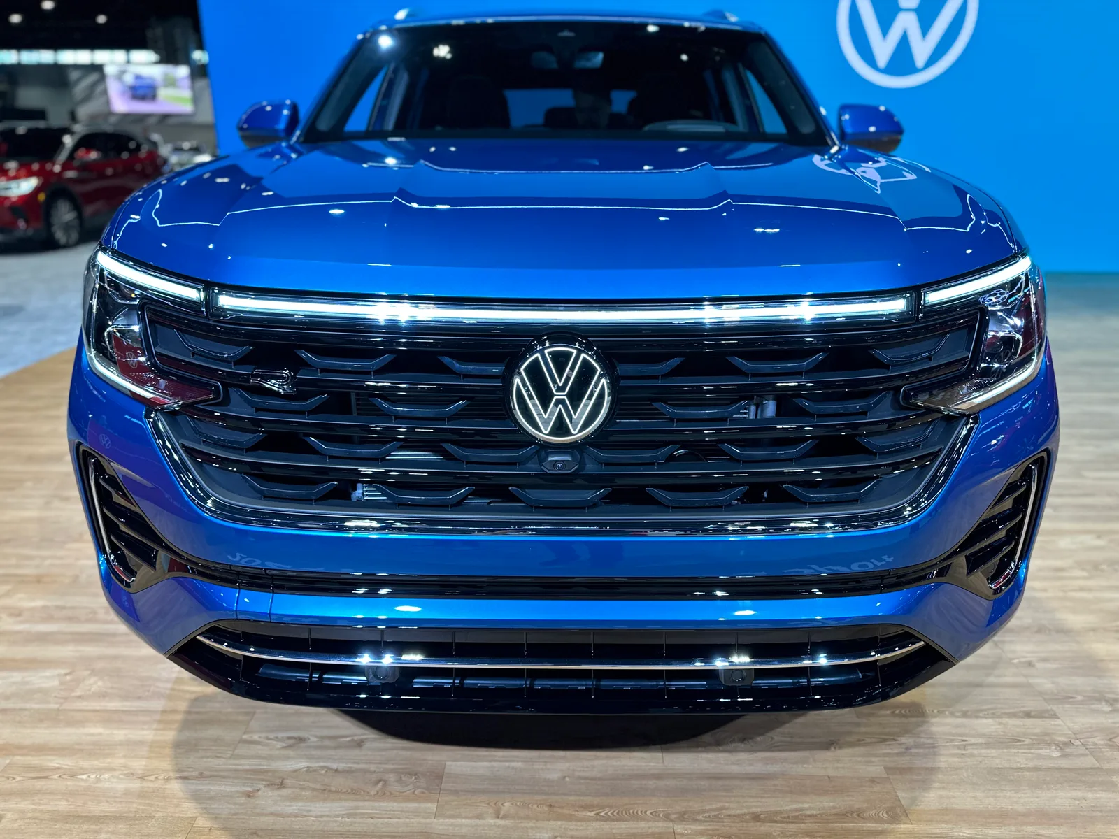 2024 Volkswagen Atlas and Atlas Cross Sport Debut at the Chicago Auto Show