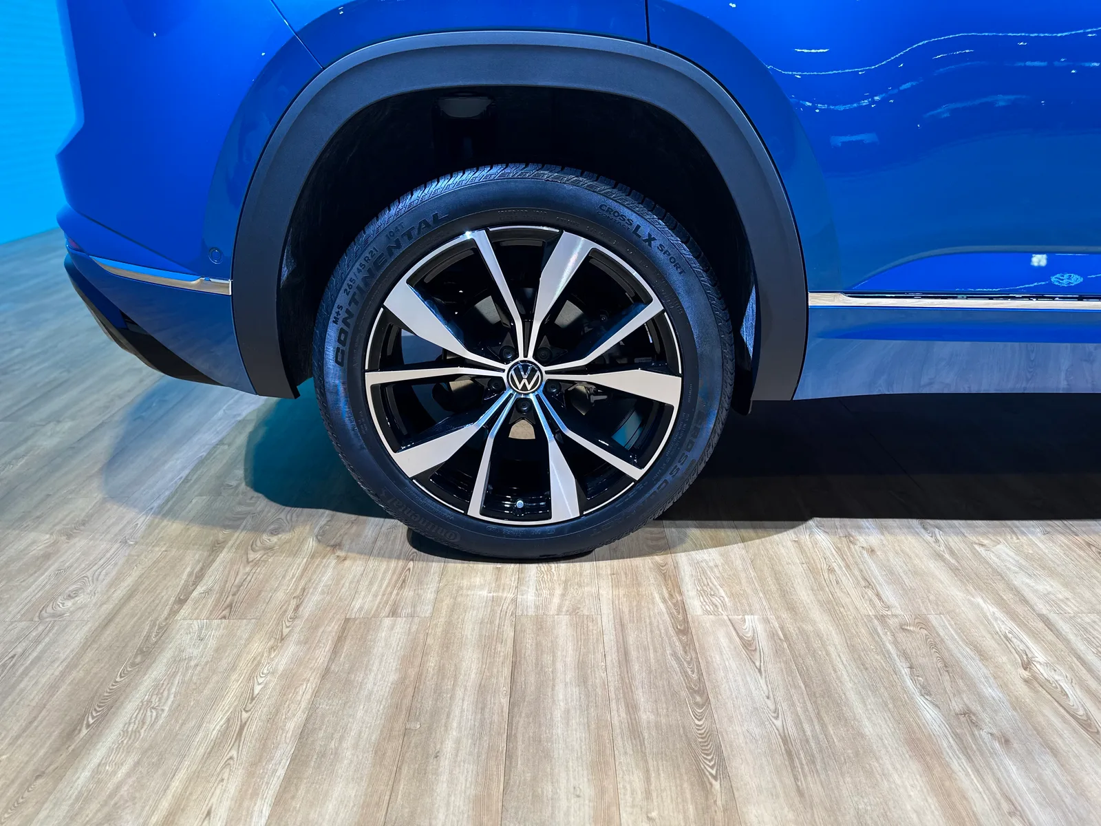 2024 Volkswagen Atlas and Atlas Cross Sport Debut at the Chicago Auto Show