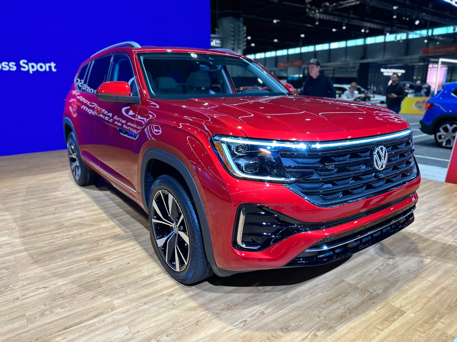 2024 Volkswagen Atlas and Atlas Cross Sport Debut at the Chicago Auto Show