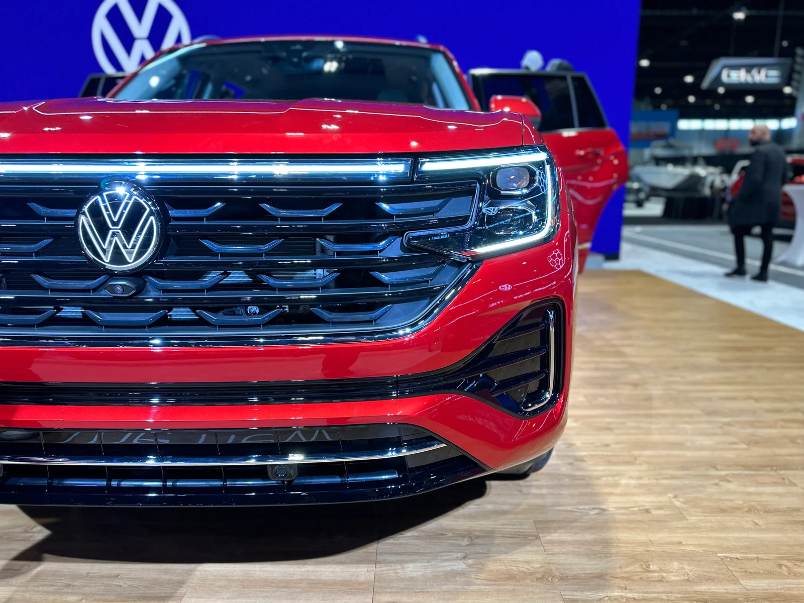 2024 Volkswagen Atlas and Atlas Cross Sport Debut at the Chicago Auto Show