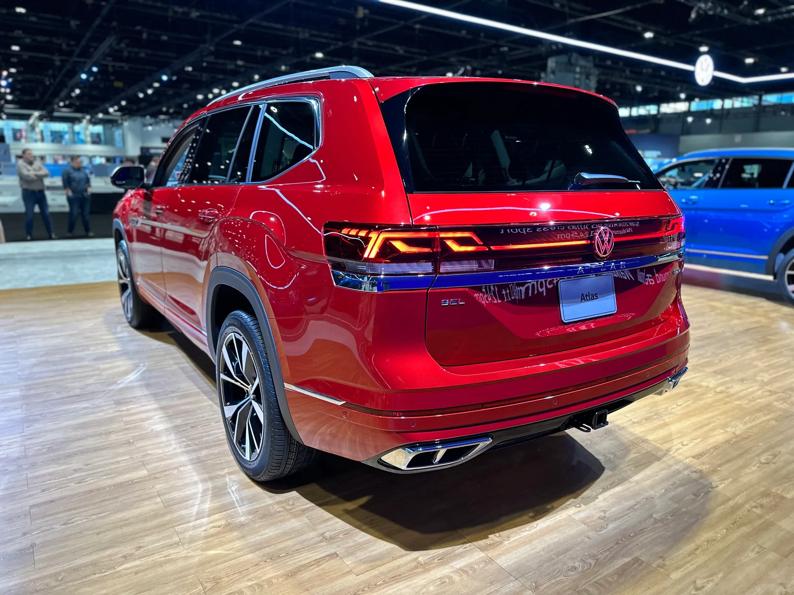 2024 Volkswagen Atlas and Atlas Cross Sport Debut at the Chicago Auto Show