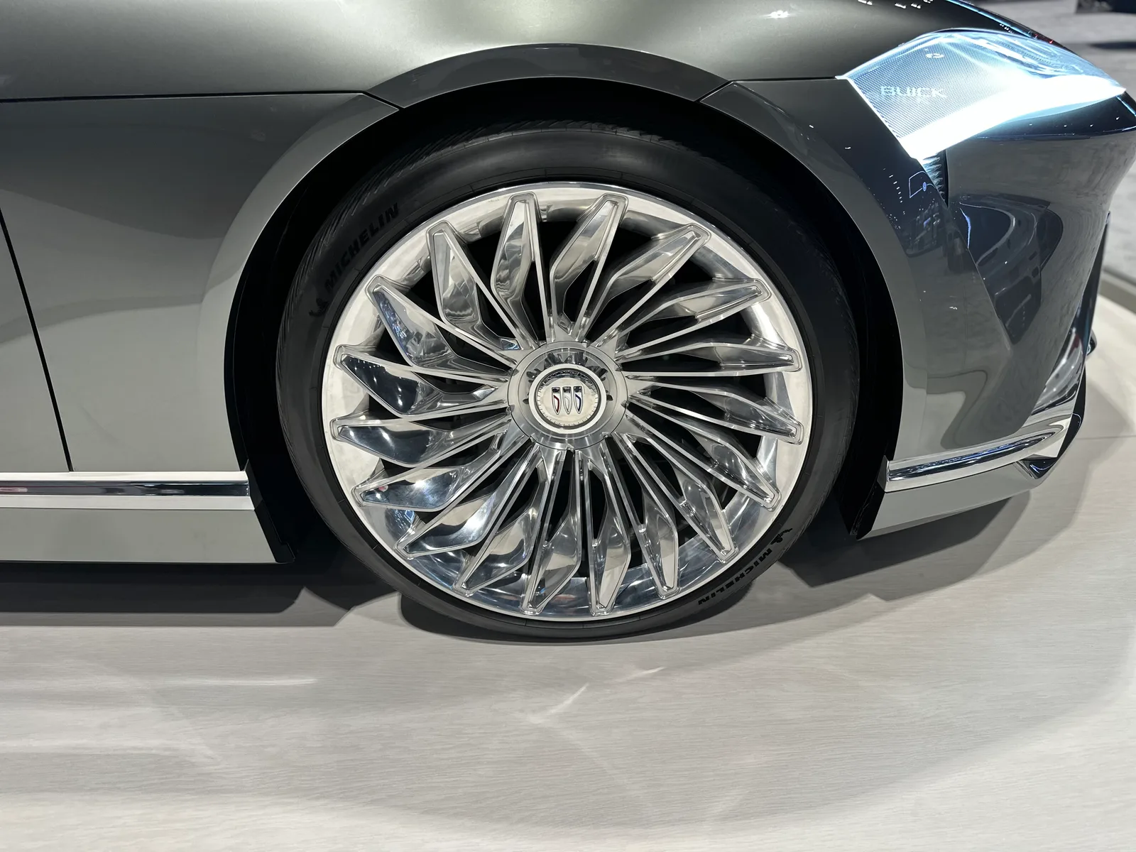 Buick Gets Wild  at the 2023 Chicago Auto Show with the Wildcat Concept