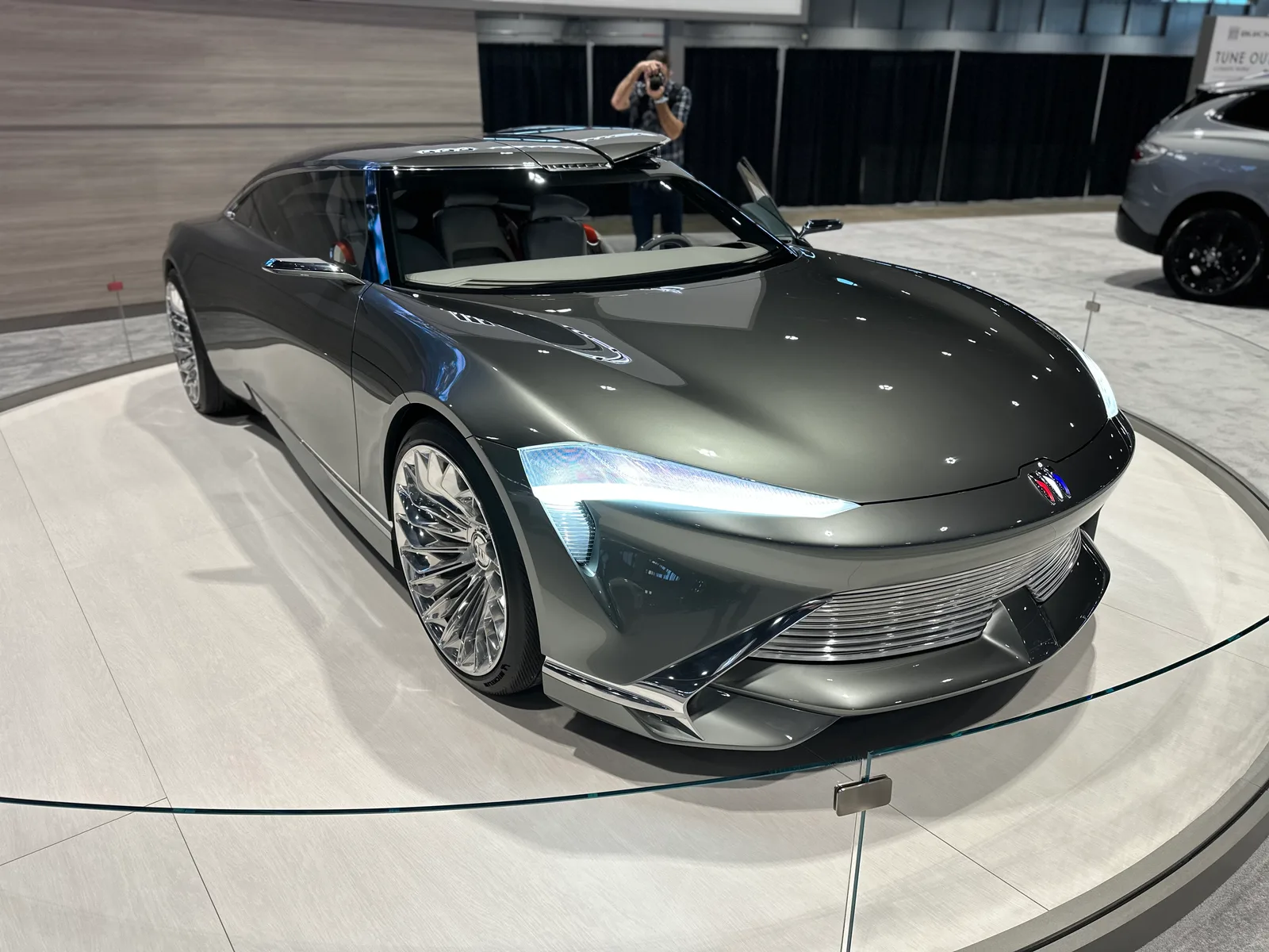 Buick Gets Wild  at the 2023 Chicago Auto Show with the Wildcat Concept