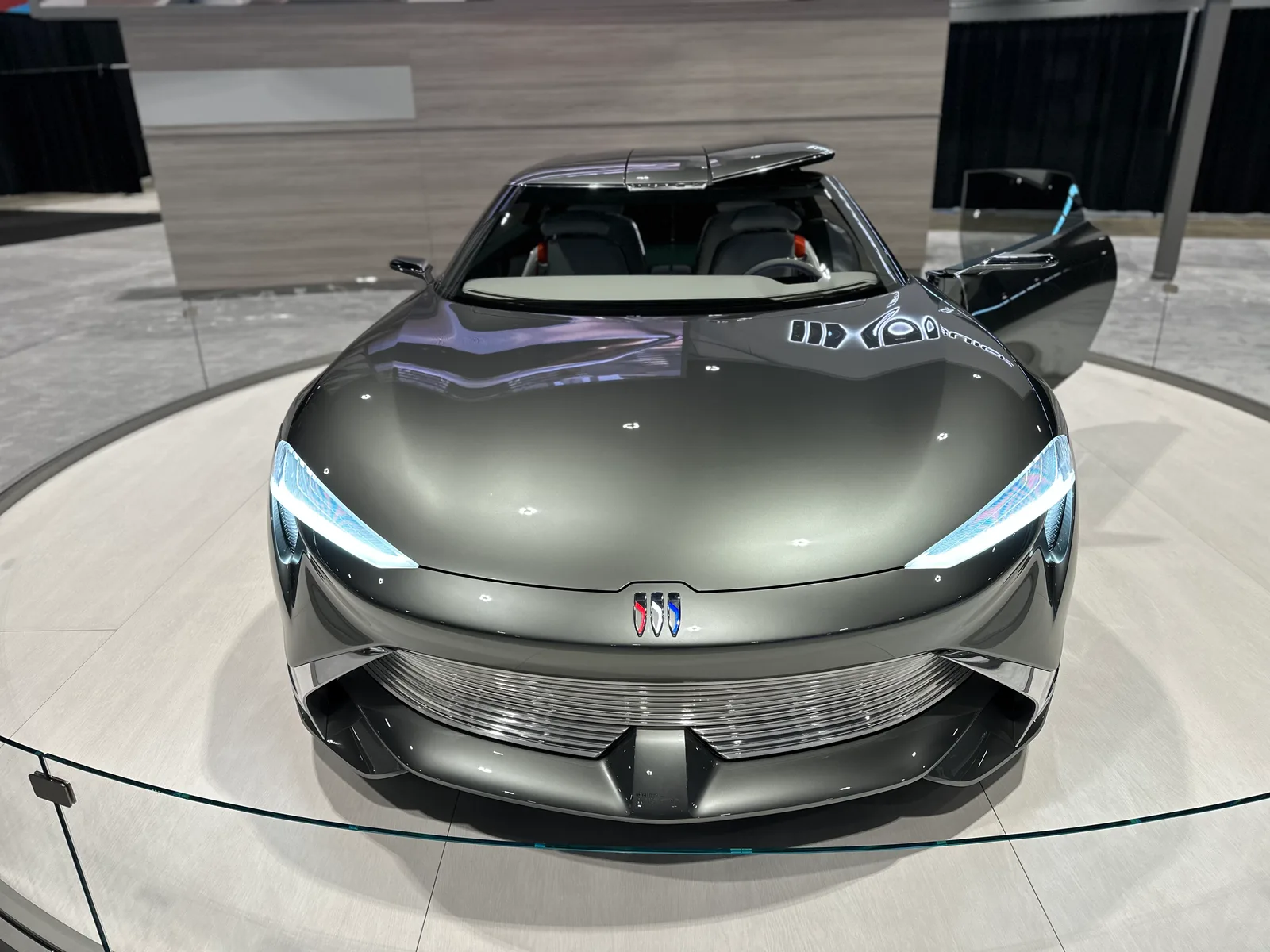 Buick Gets Wild  at the 2023 Chicago Auto Show with the Wildcat Concept