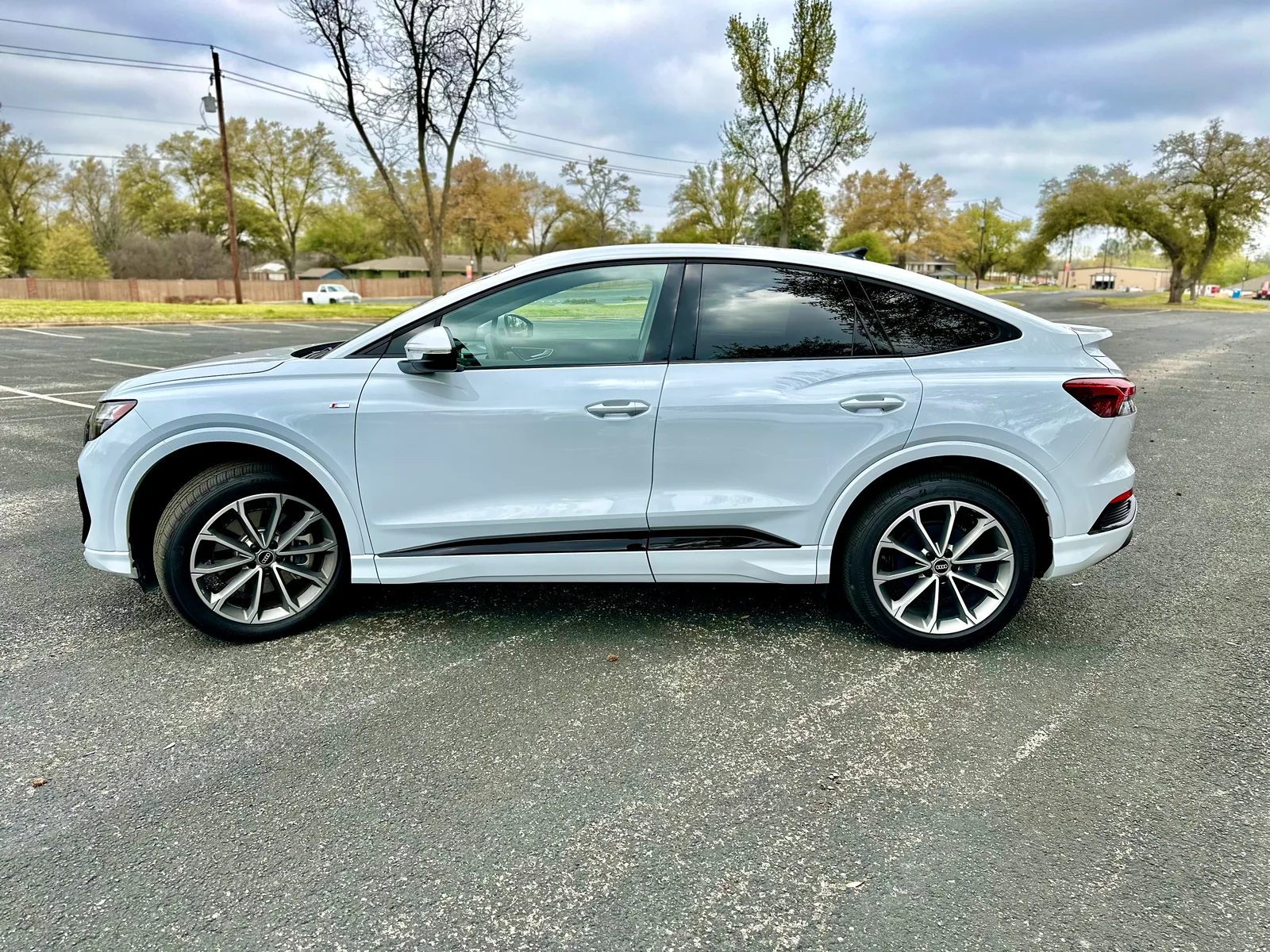 2022 Audi Q4 Sportback e-tron Family Review with Child Seat Installation
