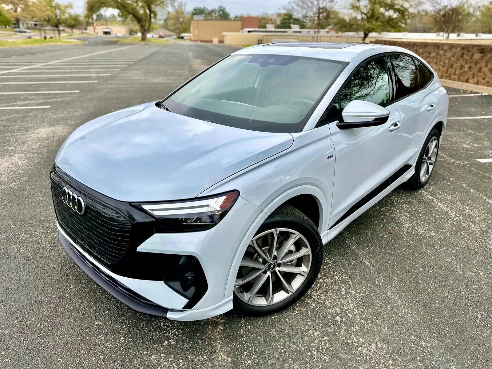 2022 Audi Q4 Sportback e-tron Family Review with Child Seat Installation