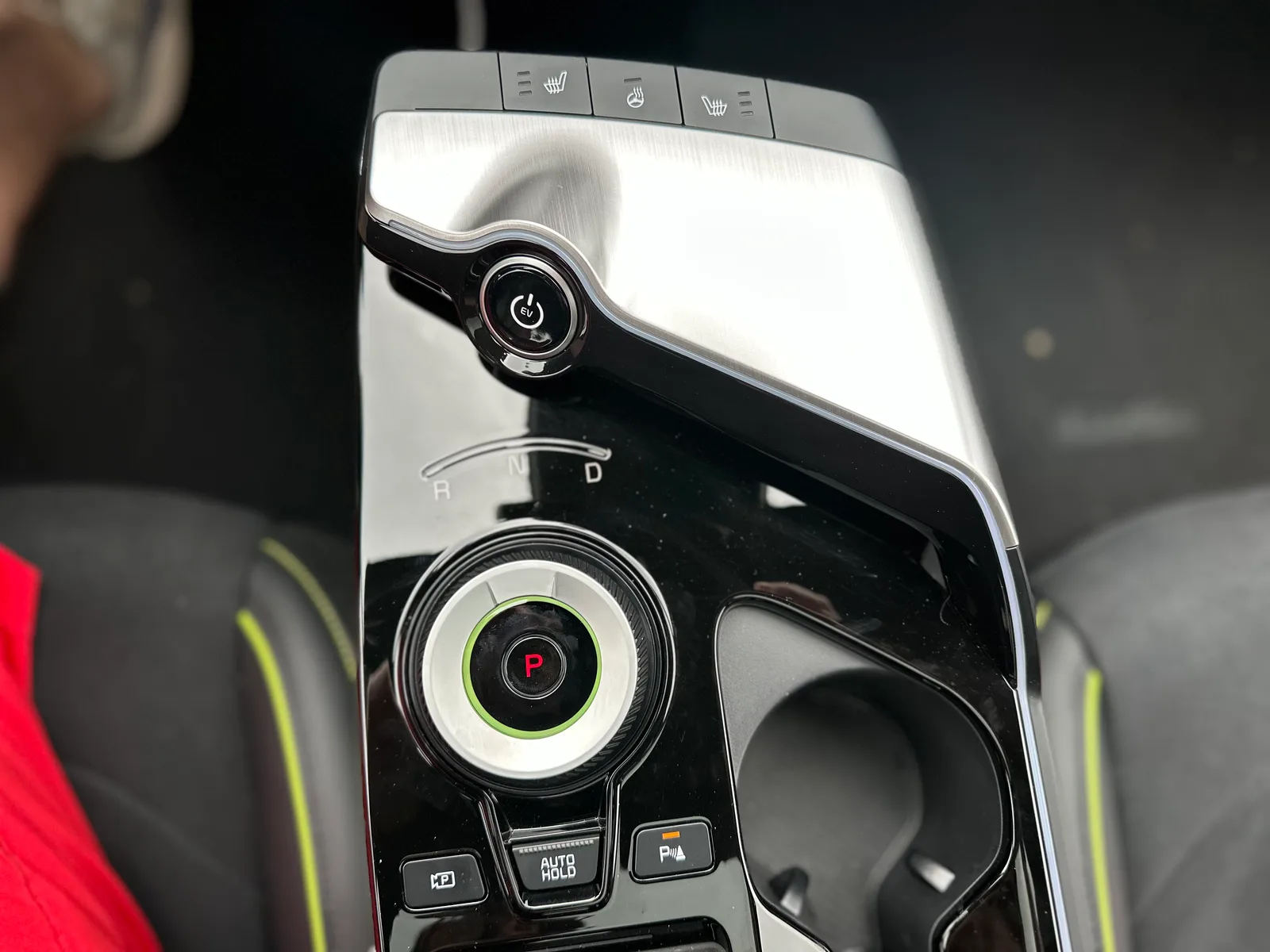 2023 Kia EV6 GT Family Review with Child Seat Installation