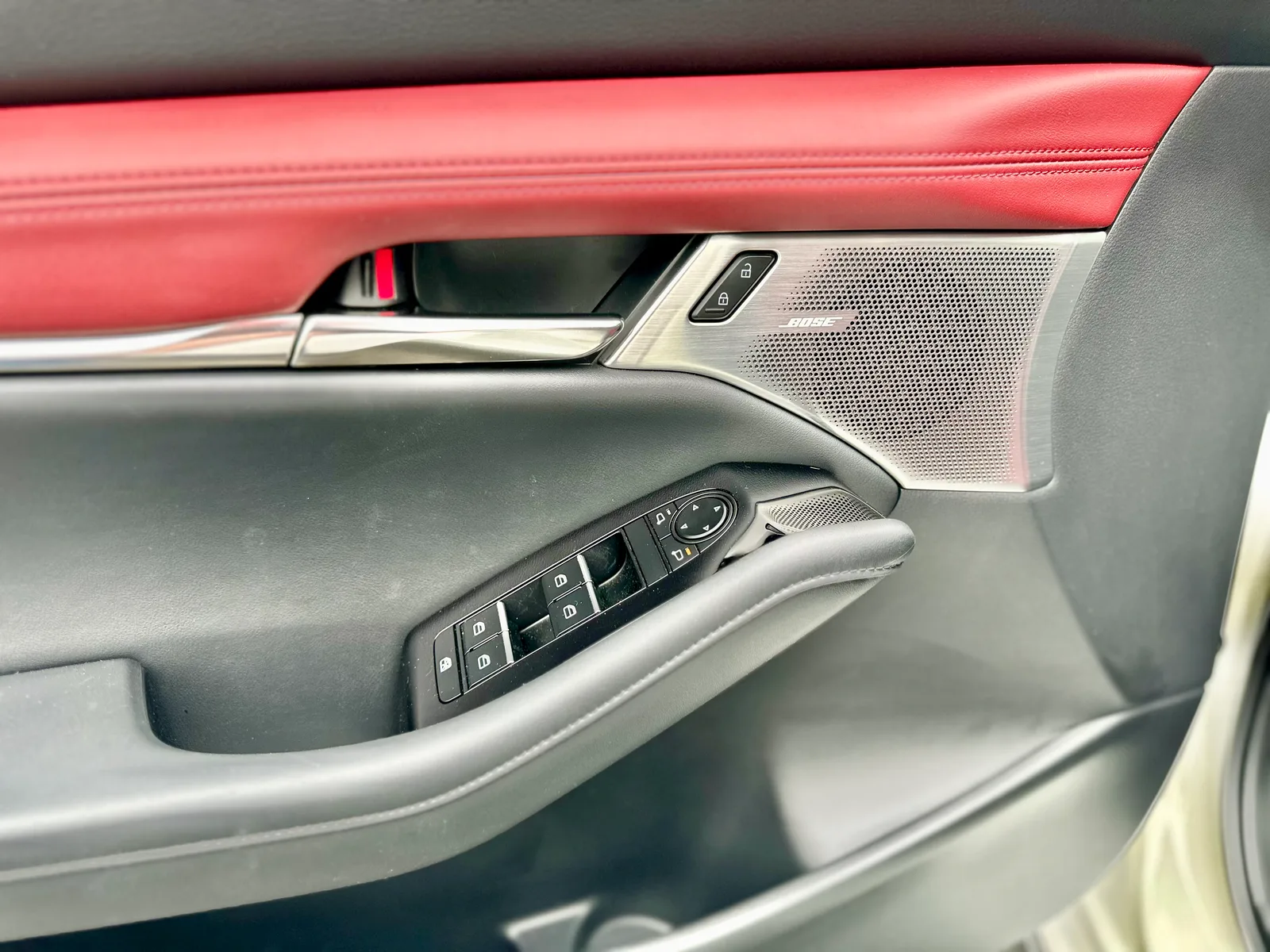 2023 Mazda3 Hatchback: Family Review with Child Seat Installation