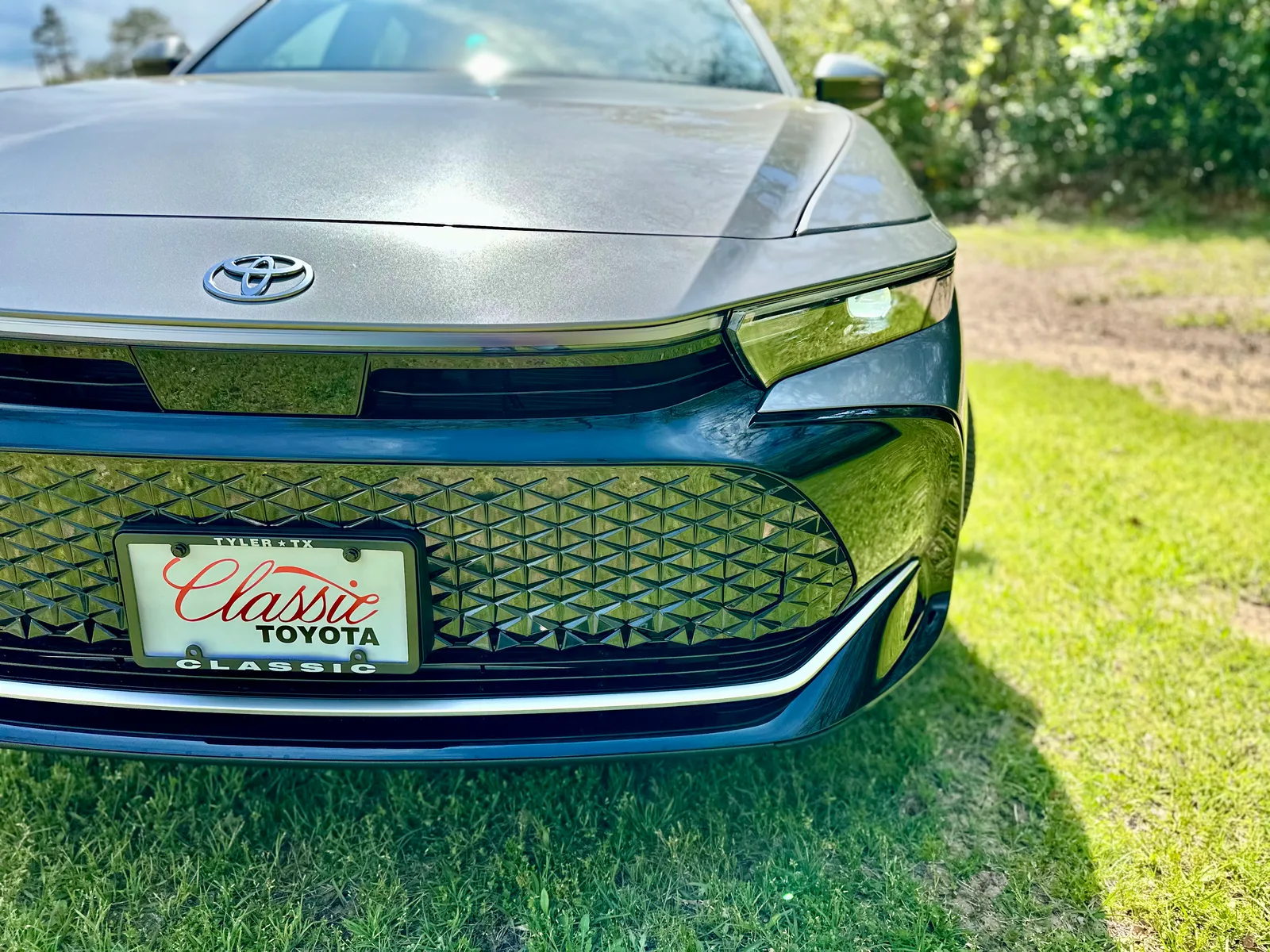 2023 Toyota Crown XLE: A Lexus in Comfy Clothes