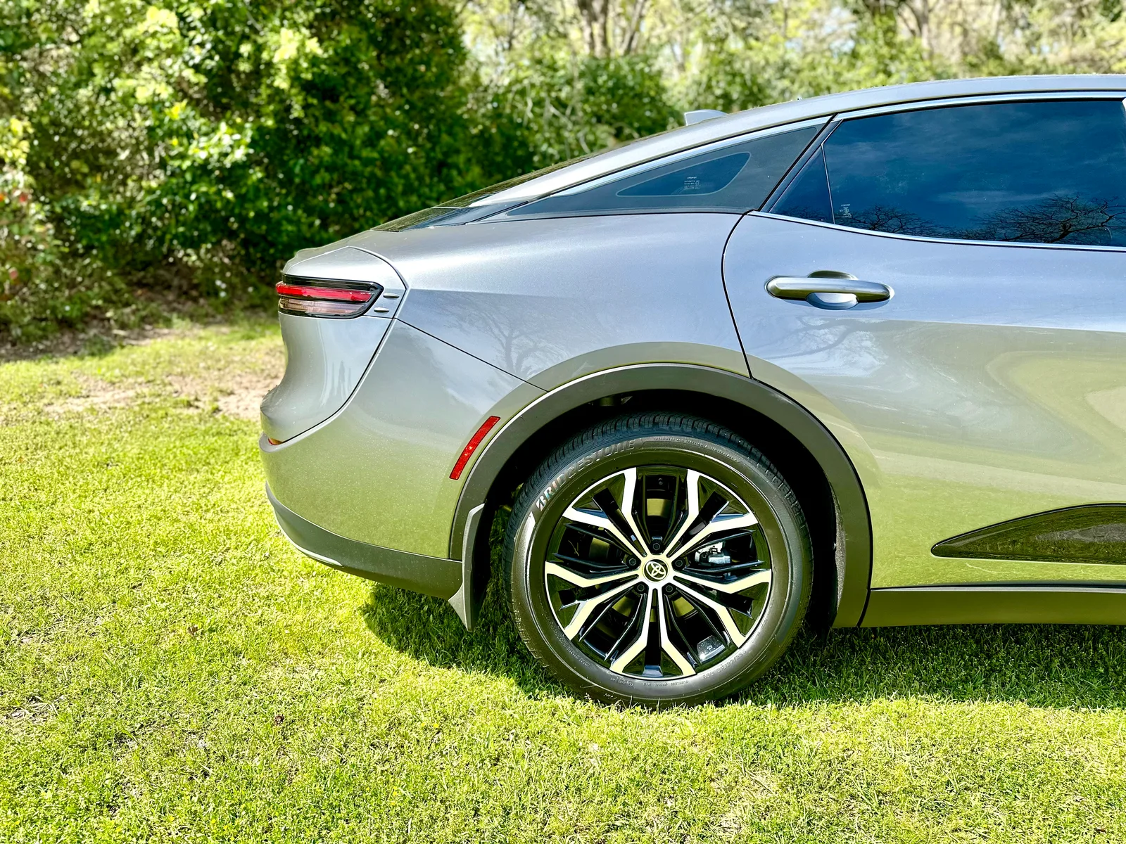 2023 Toyota Crown XLE: A Lexus in Comfy Clothes