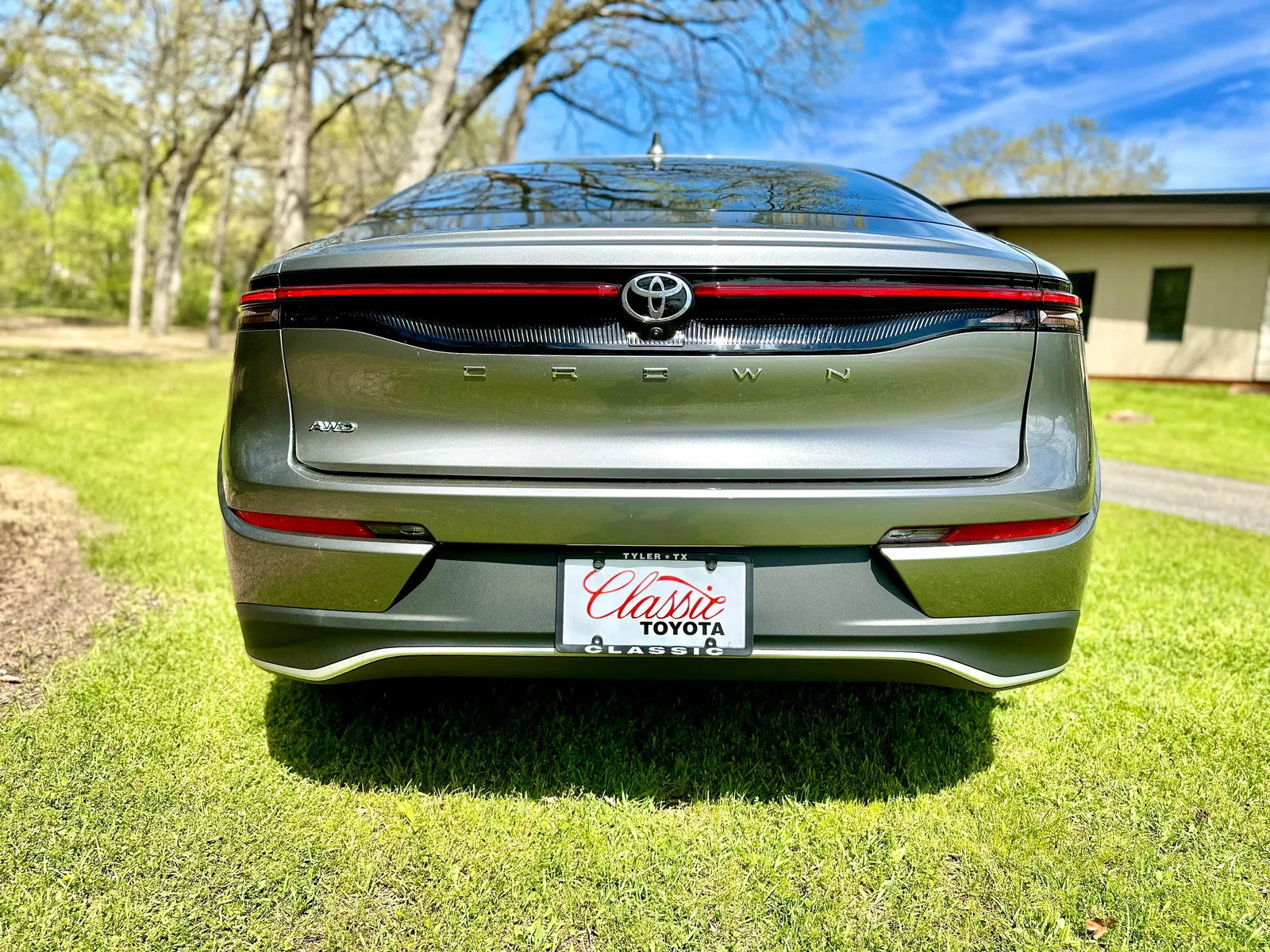 2023 Toyota Crown XLE: A Lexus in Comfy Clothes