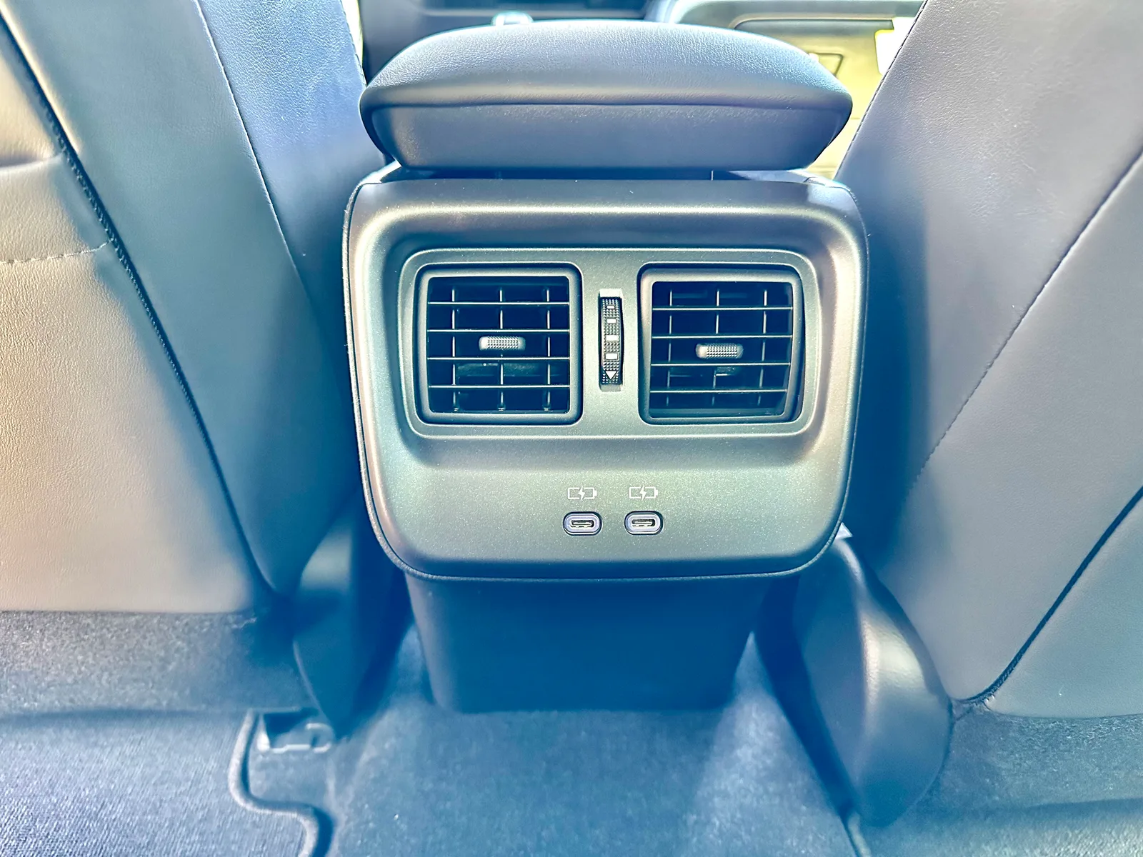 2023 Toyota Crown XLE: A Lexus in Comfy Clothes
