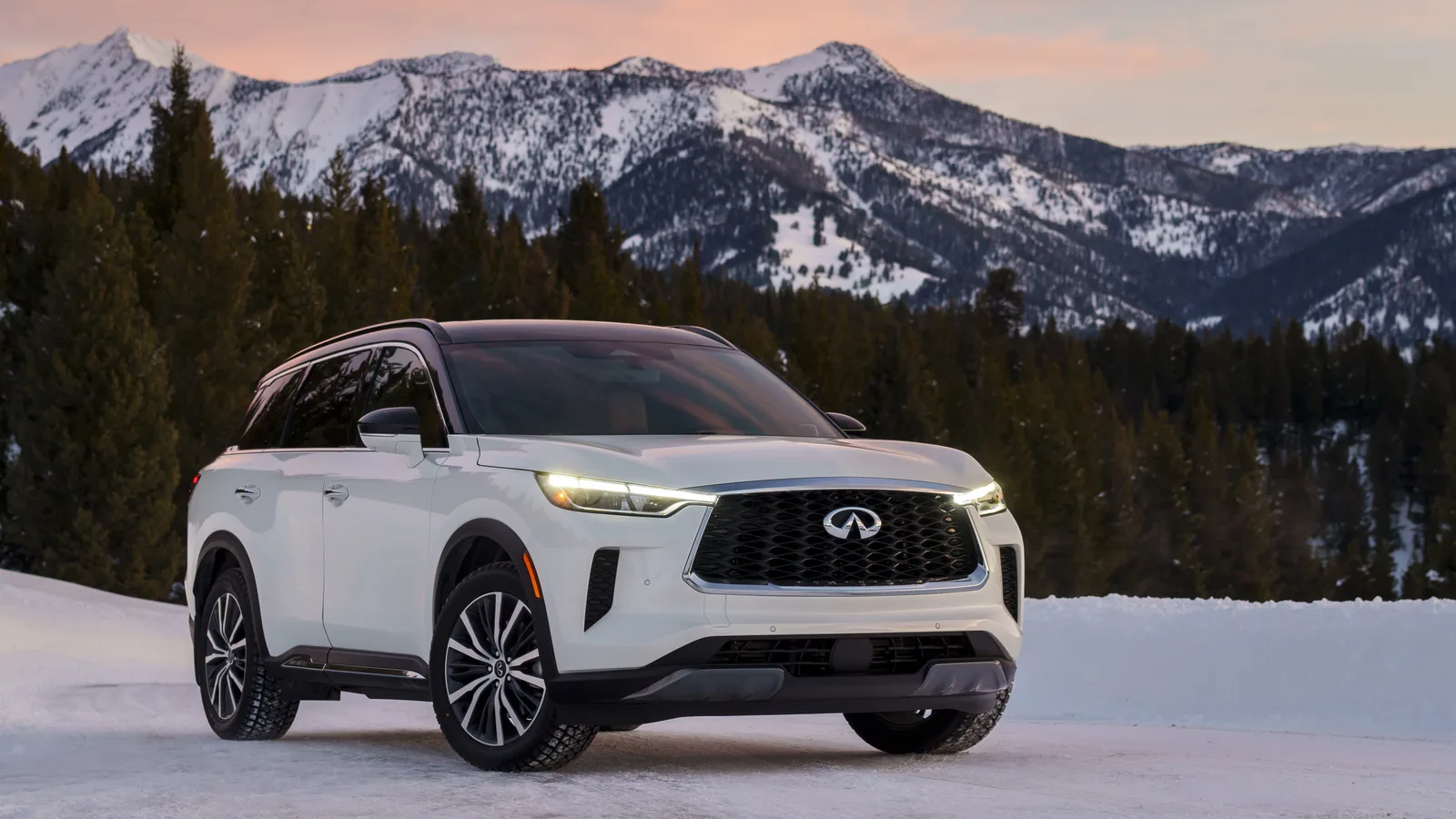 2023 Infiniti QX60: Holli Has Some Fun in Big Sky Montana