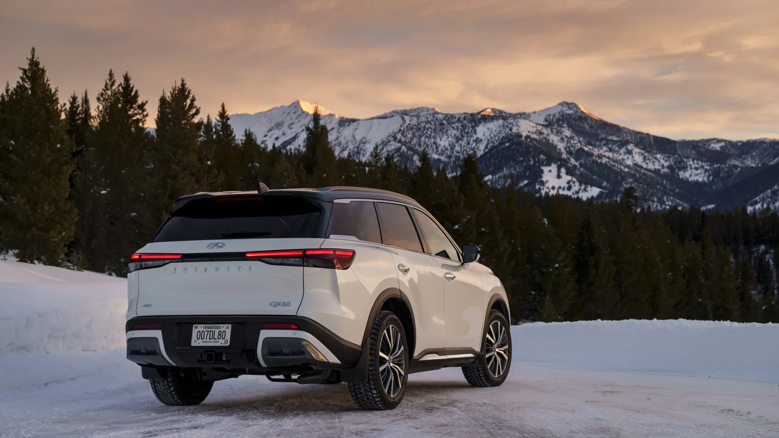 2023 Infiniti QX60: Holli Has Some Fun in Big Sky Montana