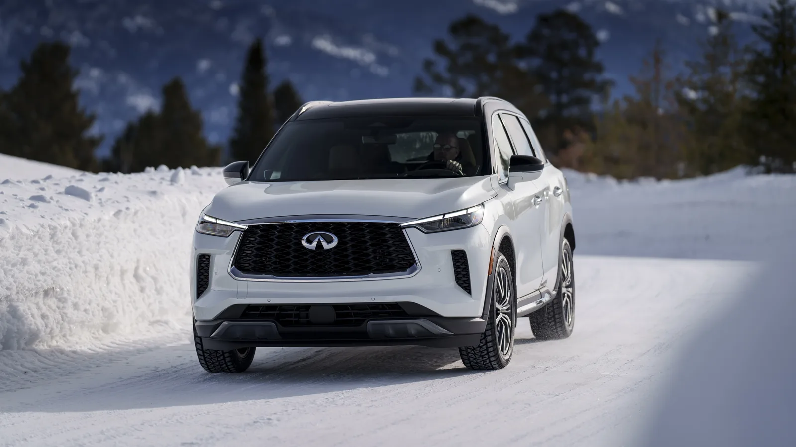 2023 Infiniti QX60: Holli Has Some Fun in Big Sky Montana
