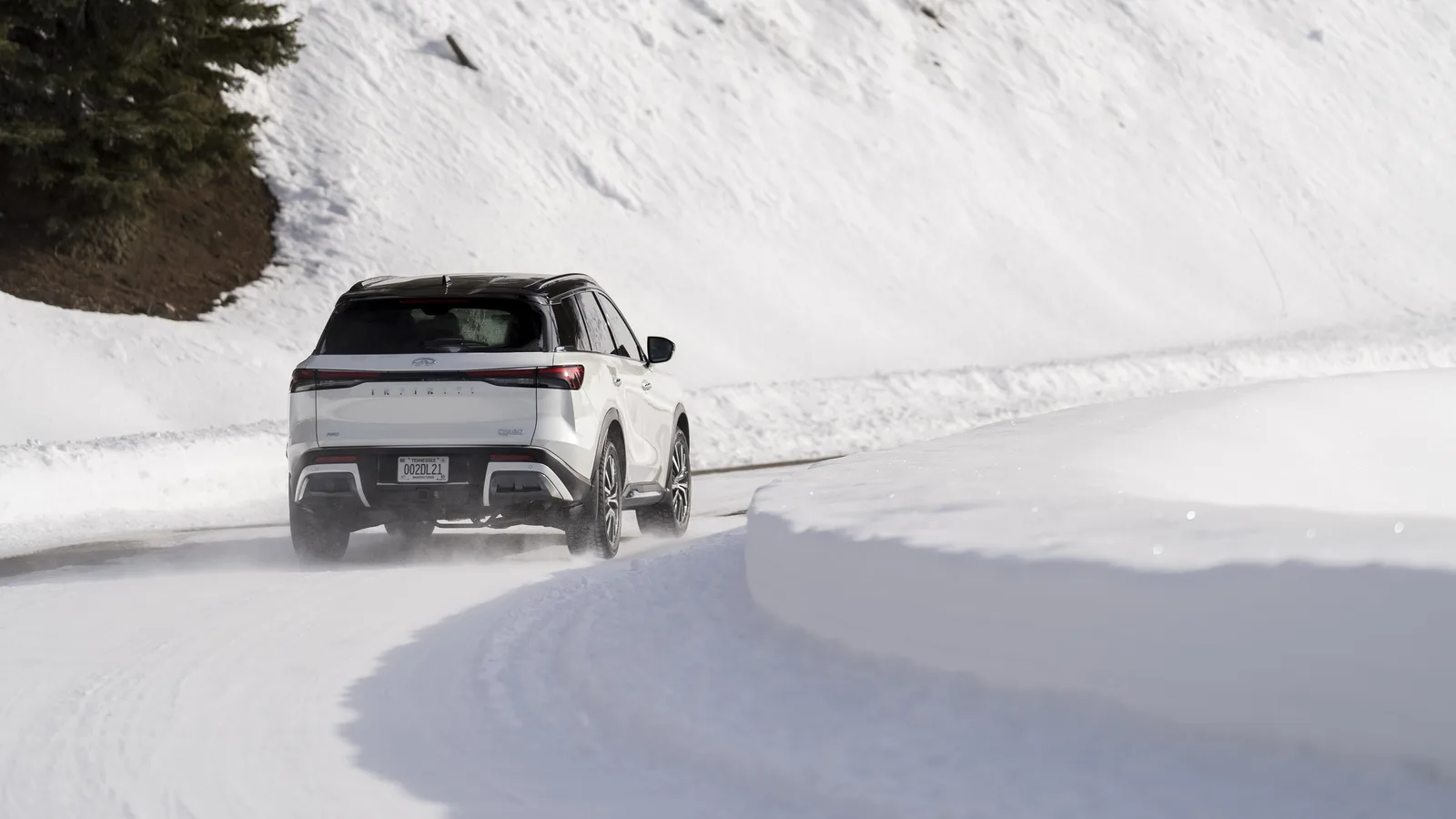 2023 Infiniti QX60: Holli Has Some Fun in Big Sky Montana