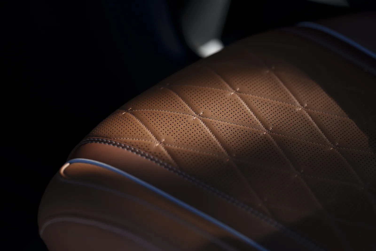 2023 Infiniti QX60: Holli Has Some Fun in Big Sky Montana