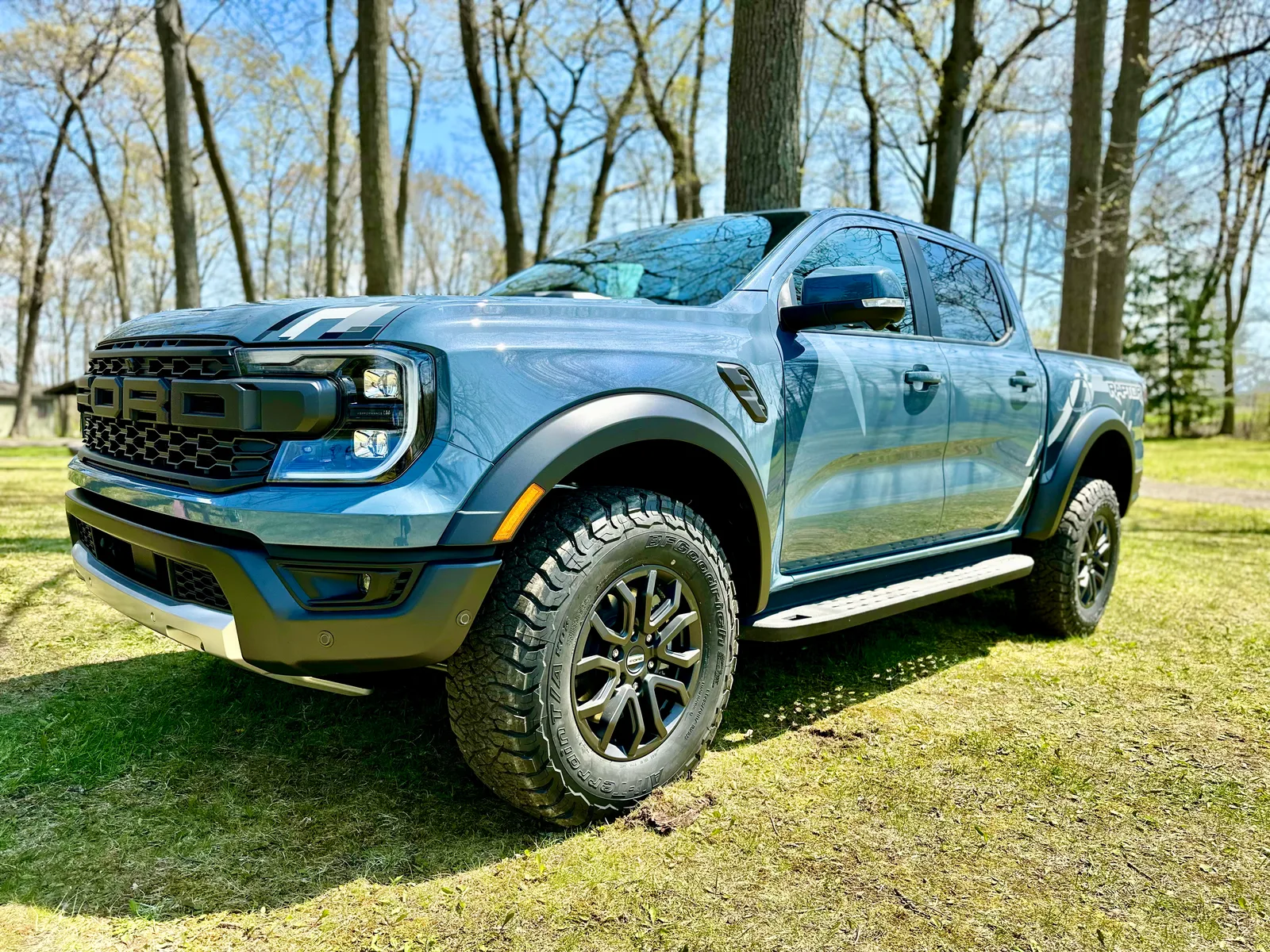 2024 Ford Ranger Reveal: How Does It Compare to the Chevrolet Colorado?