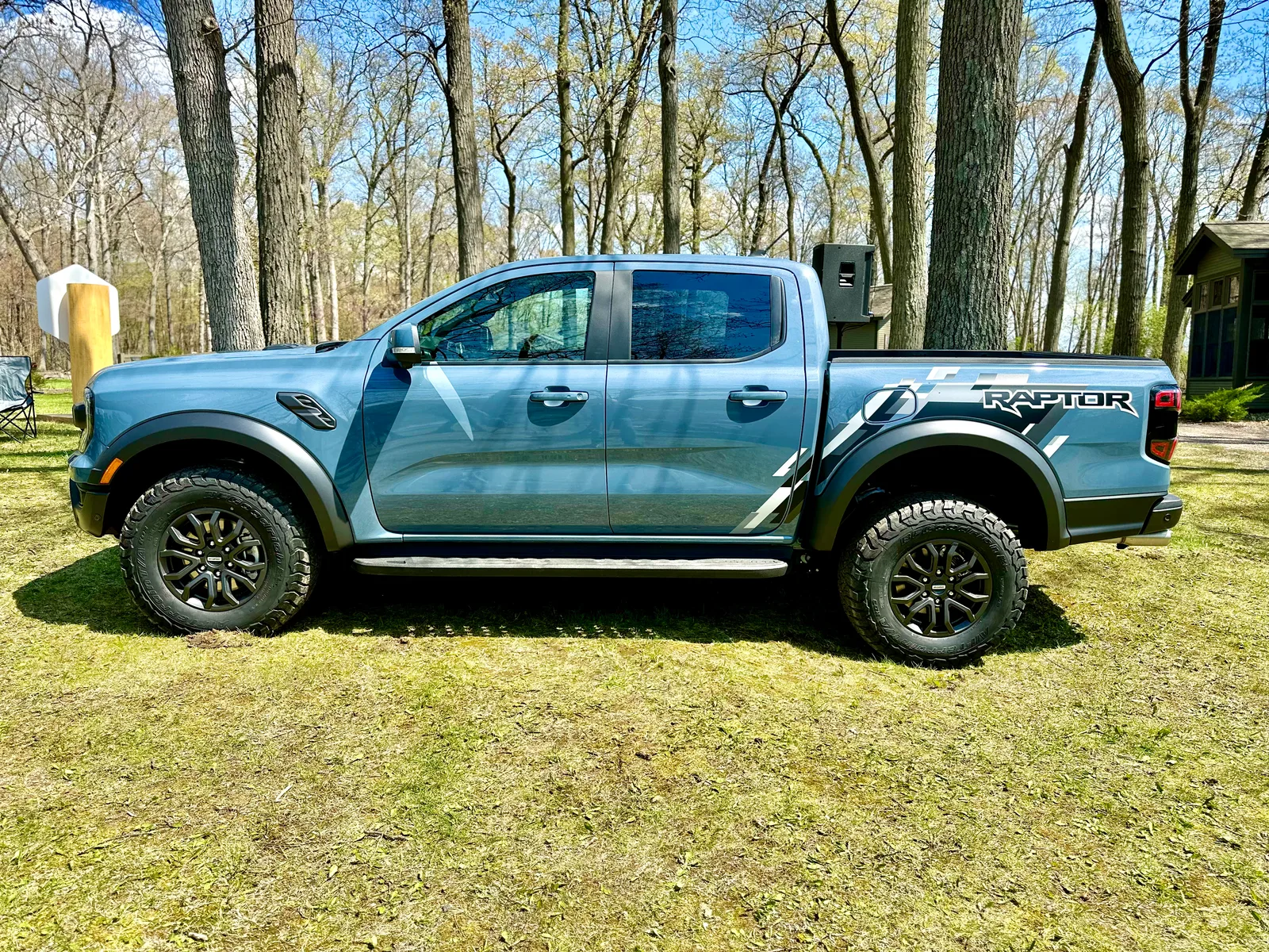 2024 Ford Ranger Reveal: How Does It Compare to the Chevrolet Colorado?
