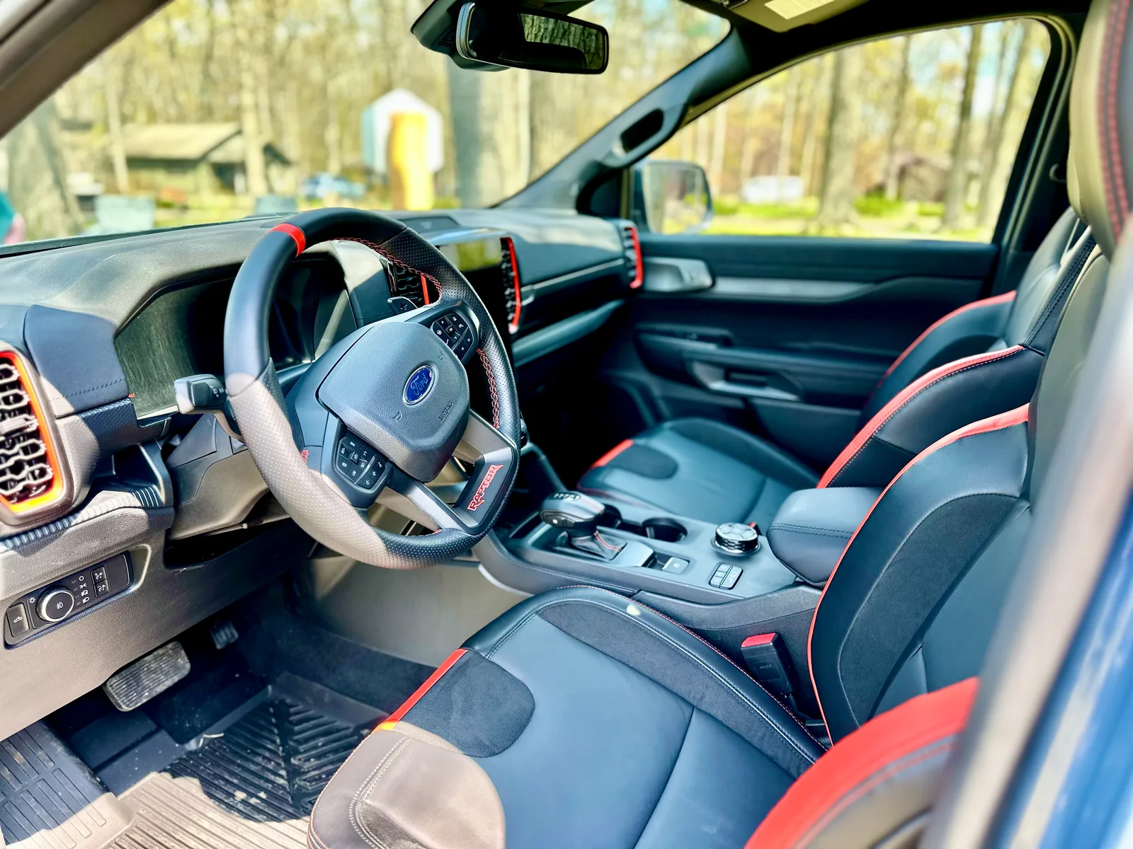 2024 Ford Ranger Reveal: How Does It Compare to the Chevrolet Colorado?