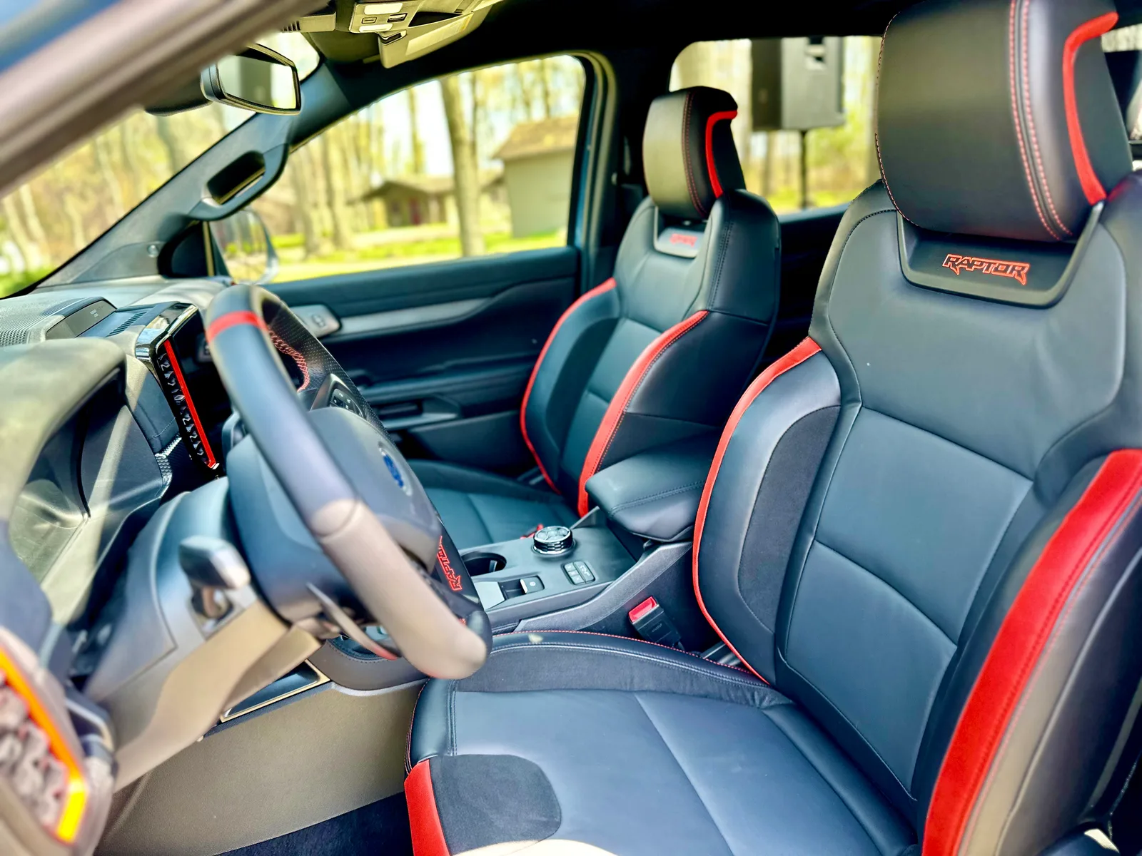 2024 Ford Ranger Reveal: How Does It Compare to the Chevrolet Colorado?